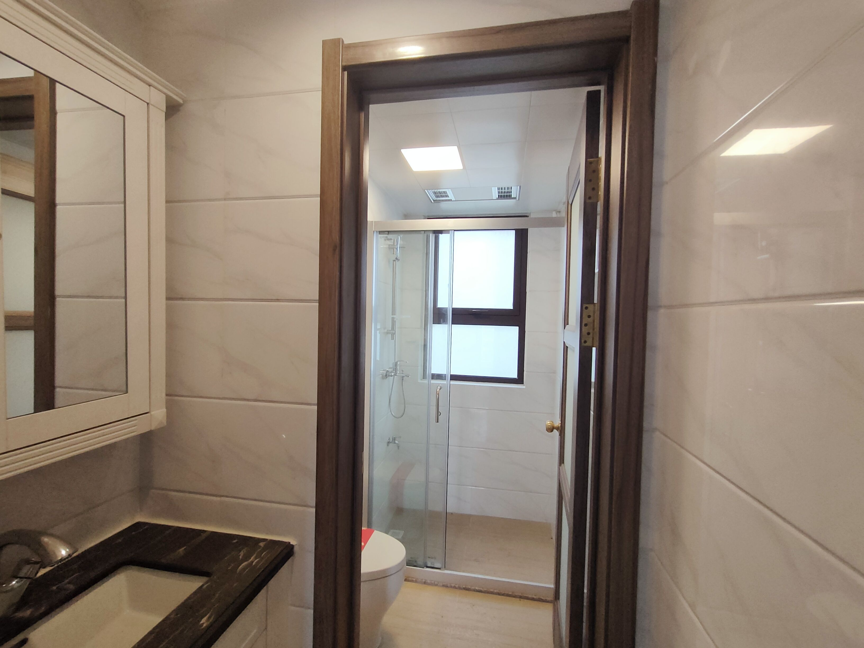 南通碧桂园翡翠华府 4室2厅2卫 143m&sup2;
