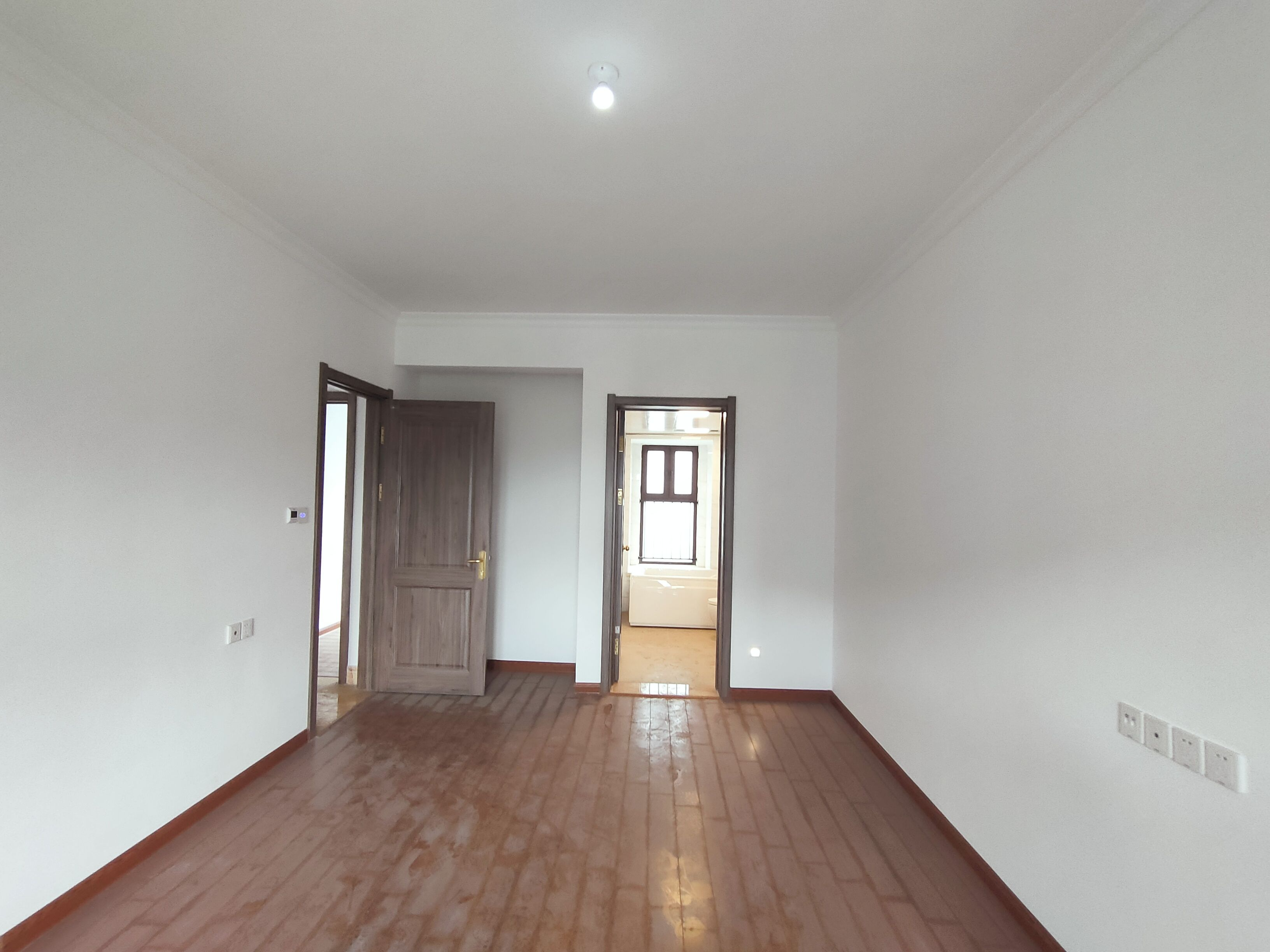 南通碧桂园翡翠华府 4室2厅2卫 143m&sup2;