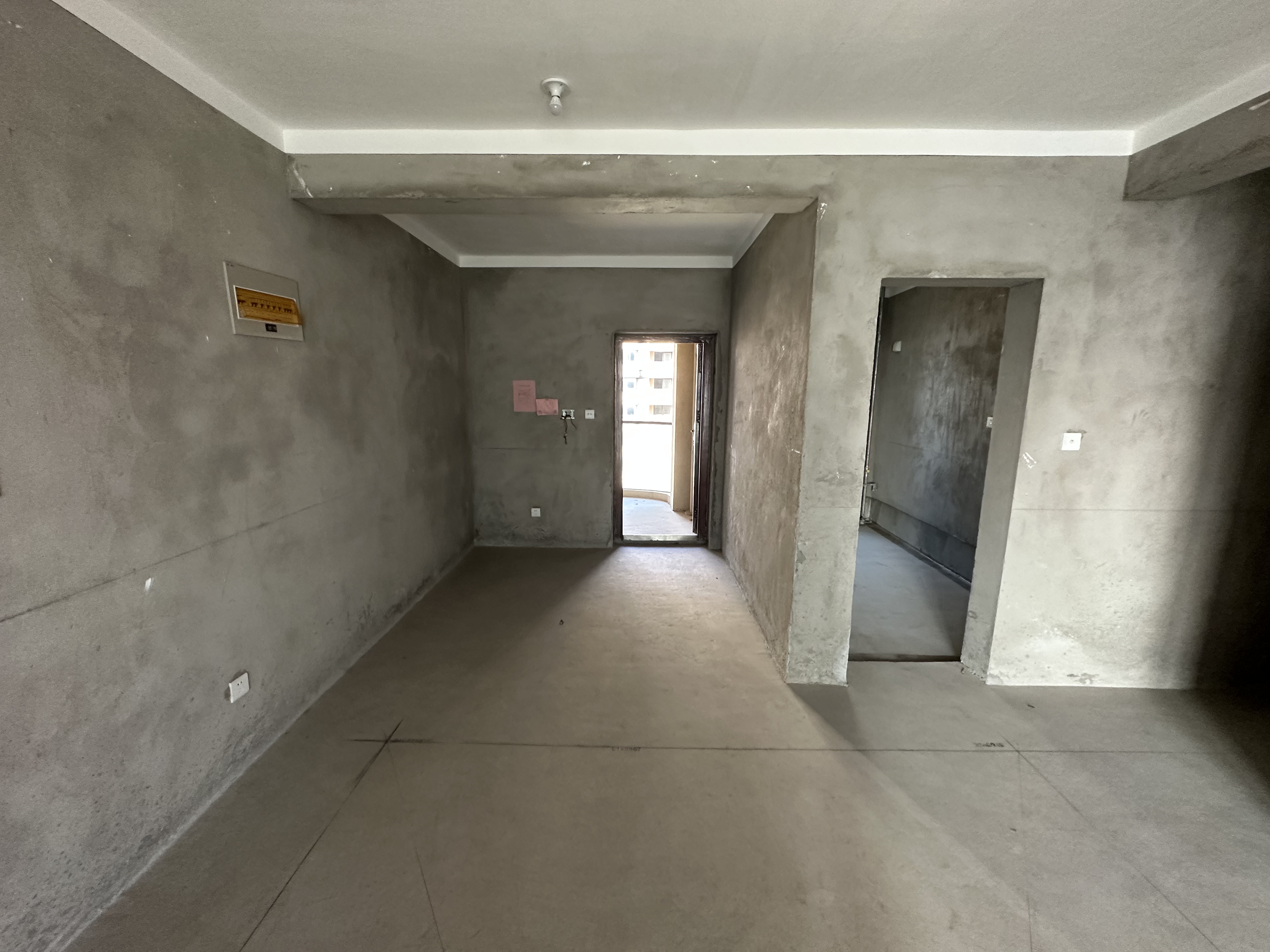 富都豪园 3室2厅2卫 143m²