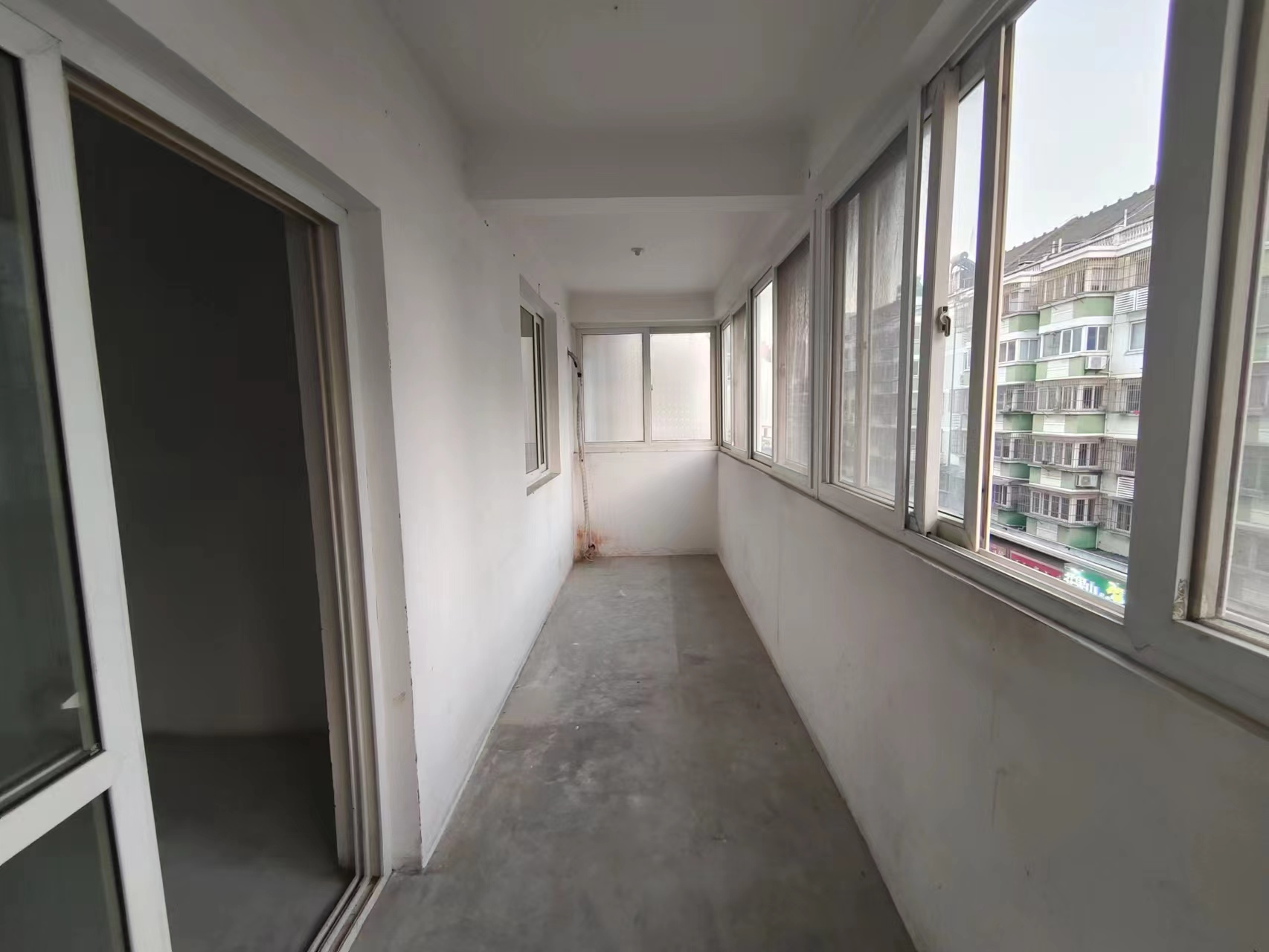 怡园新苑 2室2厅1卫 92m&sup2;