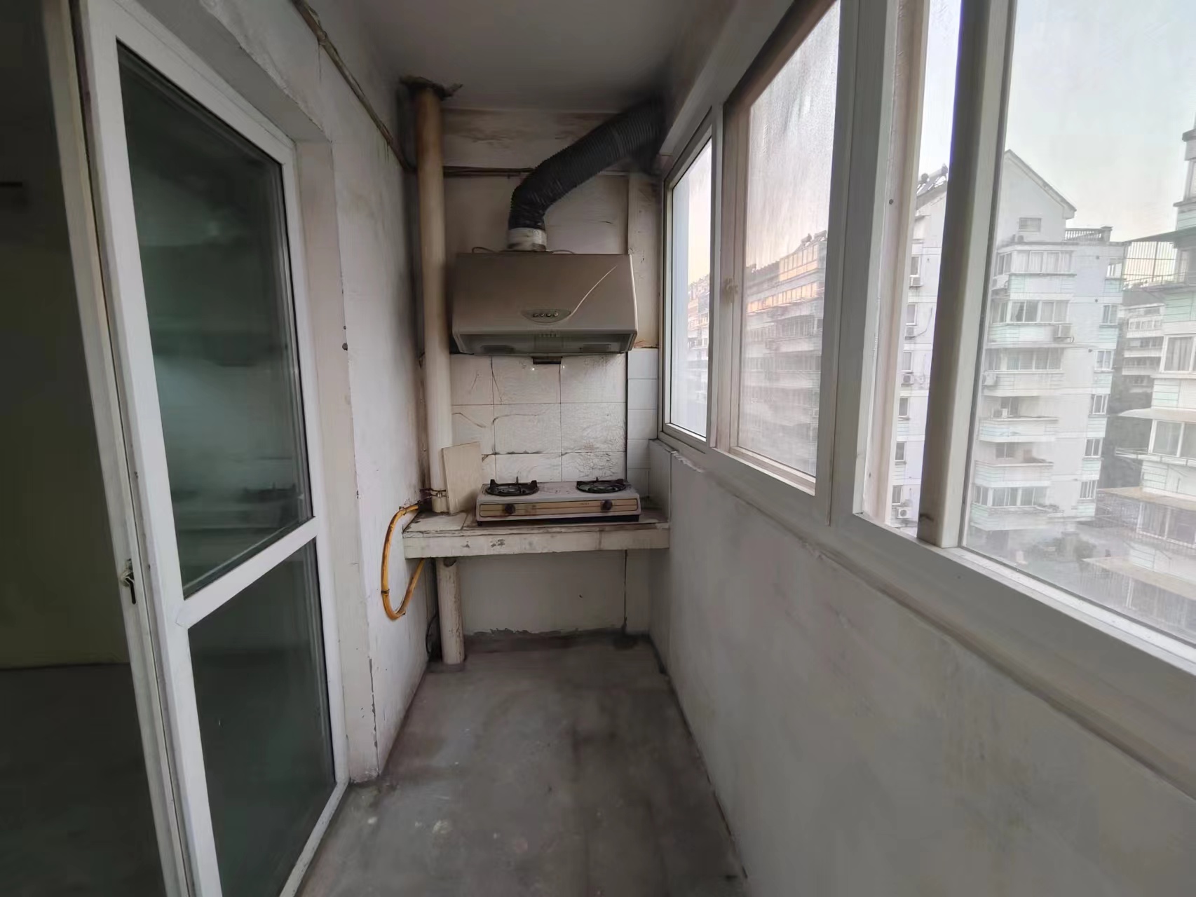 怡园新苑 2室2厅1卫 92m&sup2;