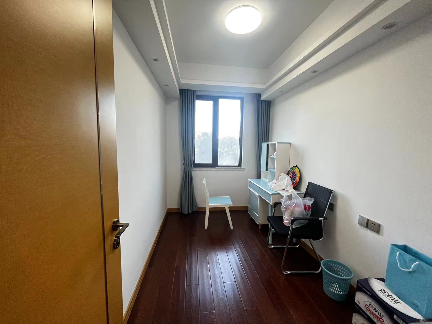 中南世纪花城三期 4室2厅2卫 146m&sup2;