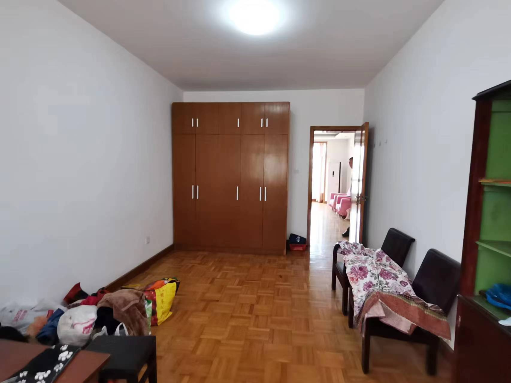 翠园花苑 3室2厅1卫 124m&sup2;