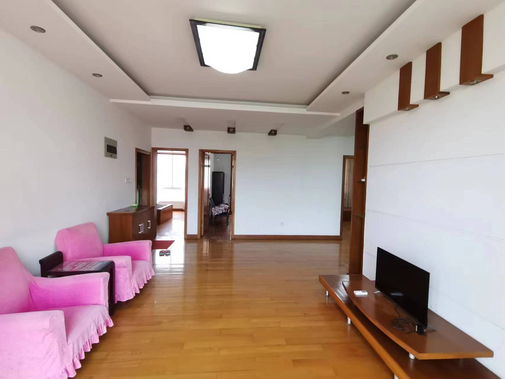 翠园花苑 3室2厅1卫 124m&sup2;