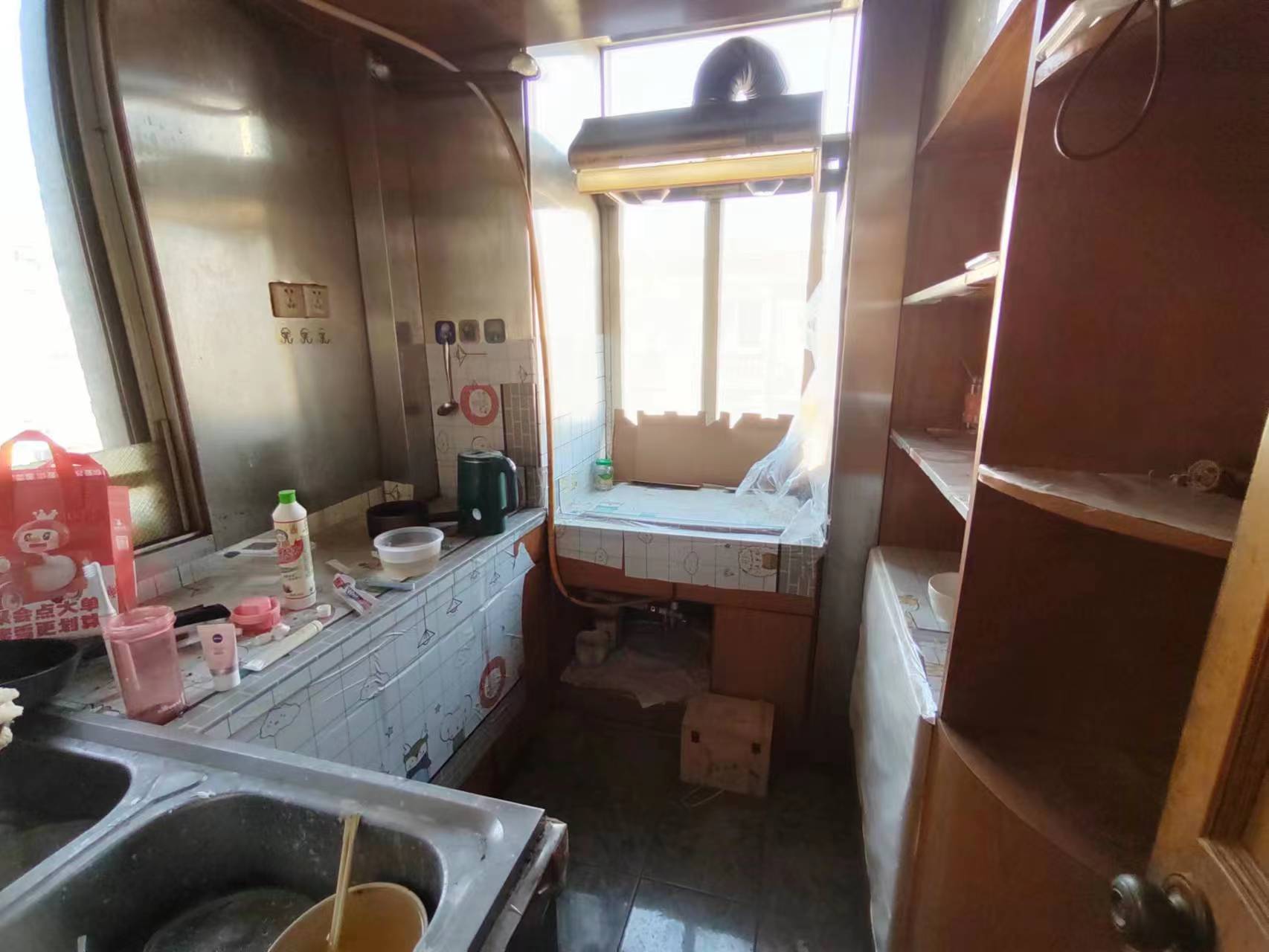 新建路新村（新建花苑） 2室2厅1卫 63.75m&sup2;