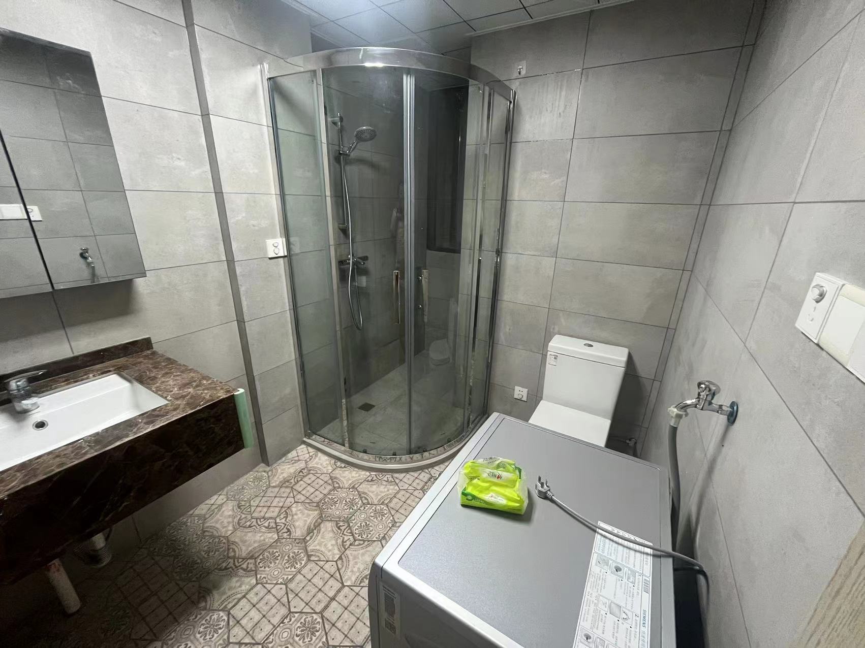 山水壹号 2室2厅1卫 92m&sup2;