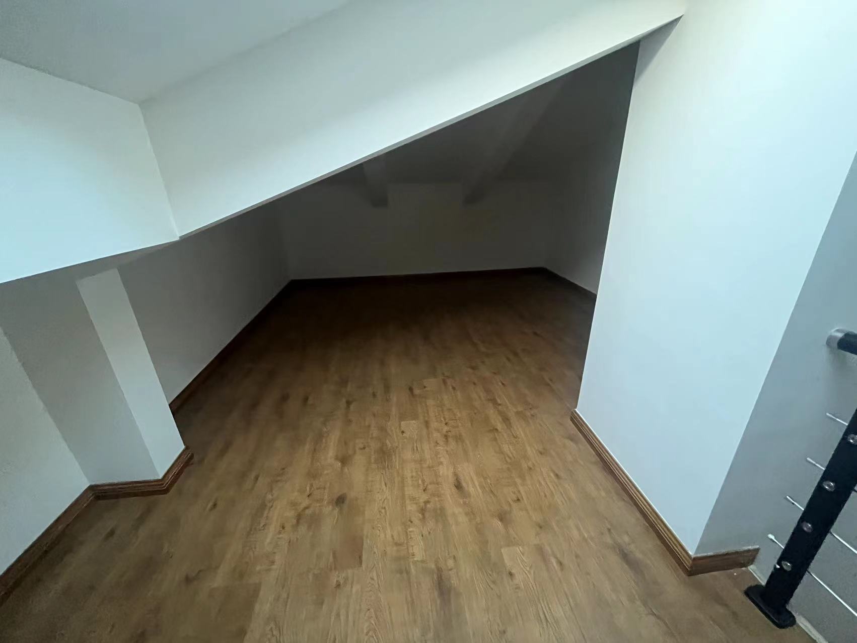 山水壹号 2室2厅1卫 92m&sup2;