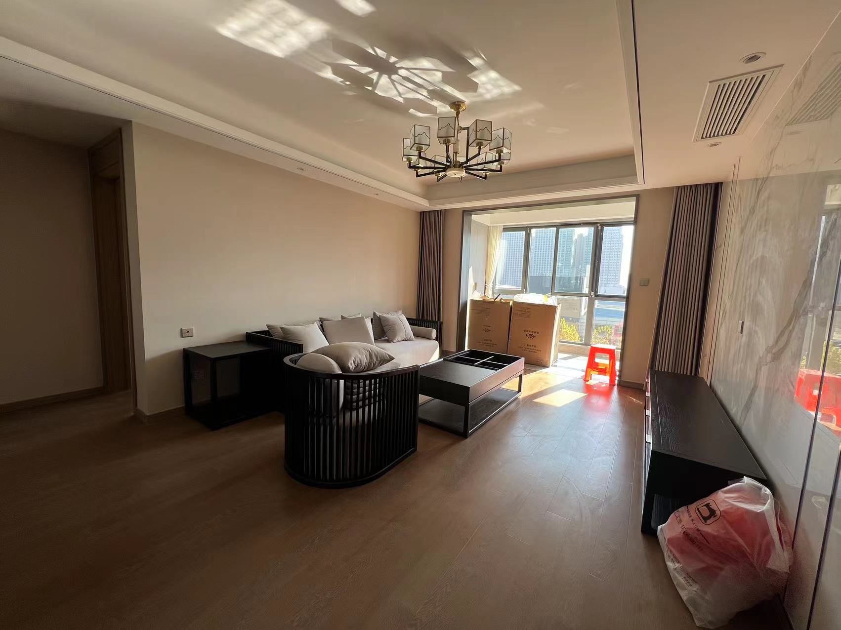 中海翠湖溪岸 3室2厅2卫 125.00m²