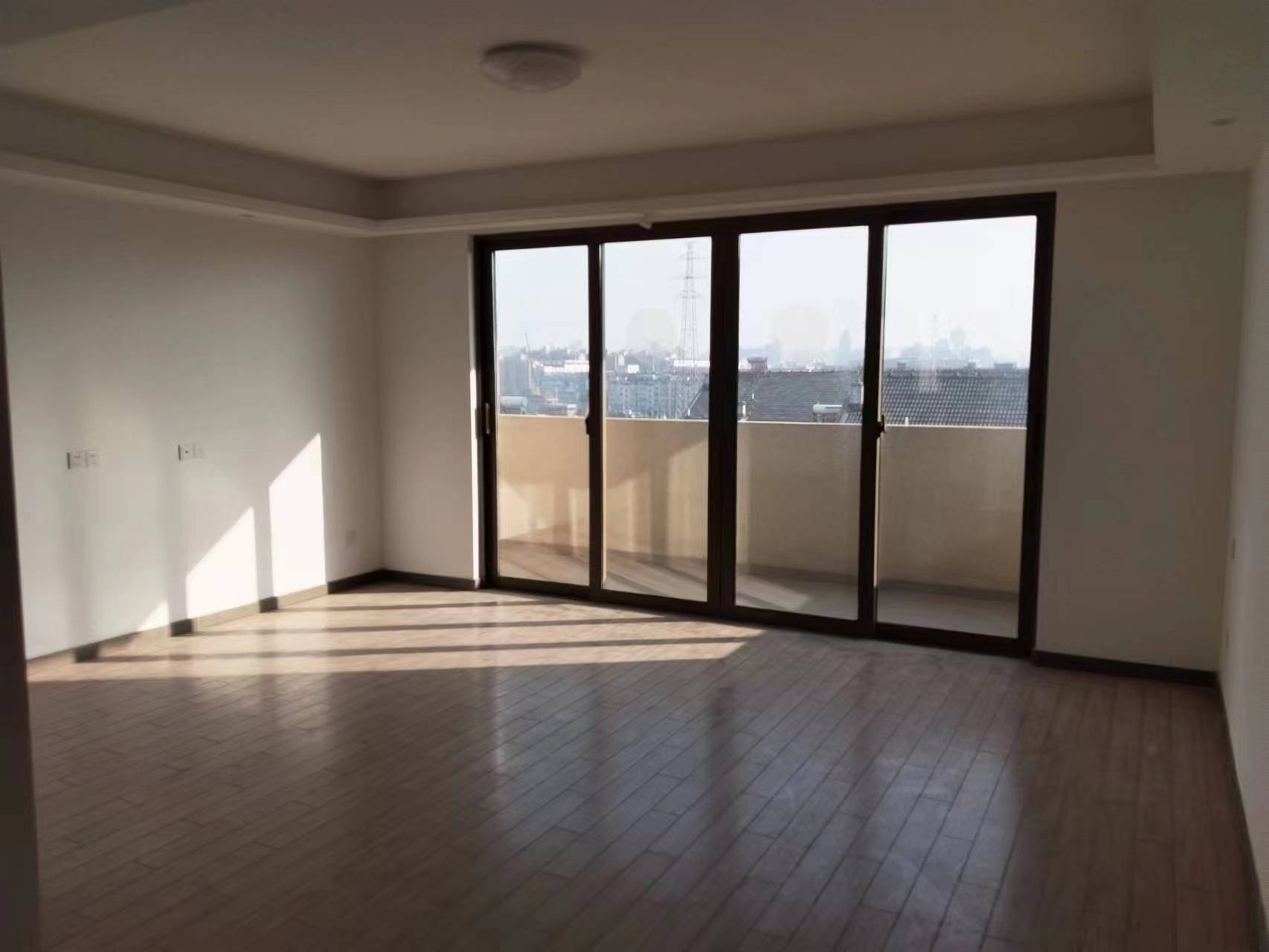 雅居乐鑫基中央公馆西区 3室2厅2卫 134.43m&sup2;
