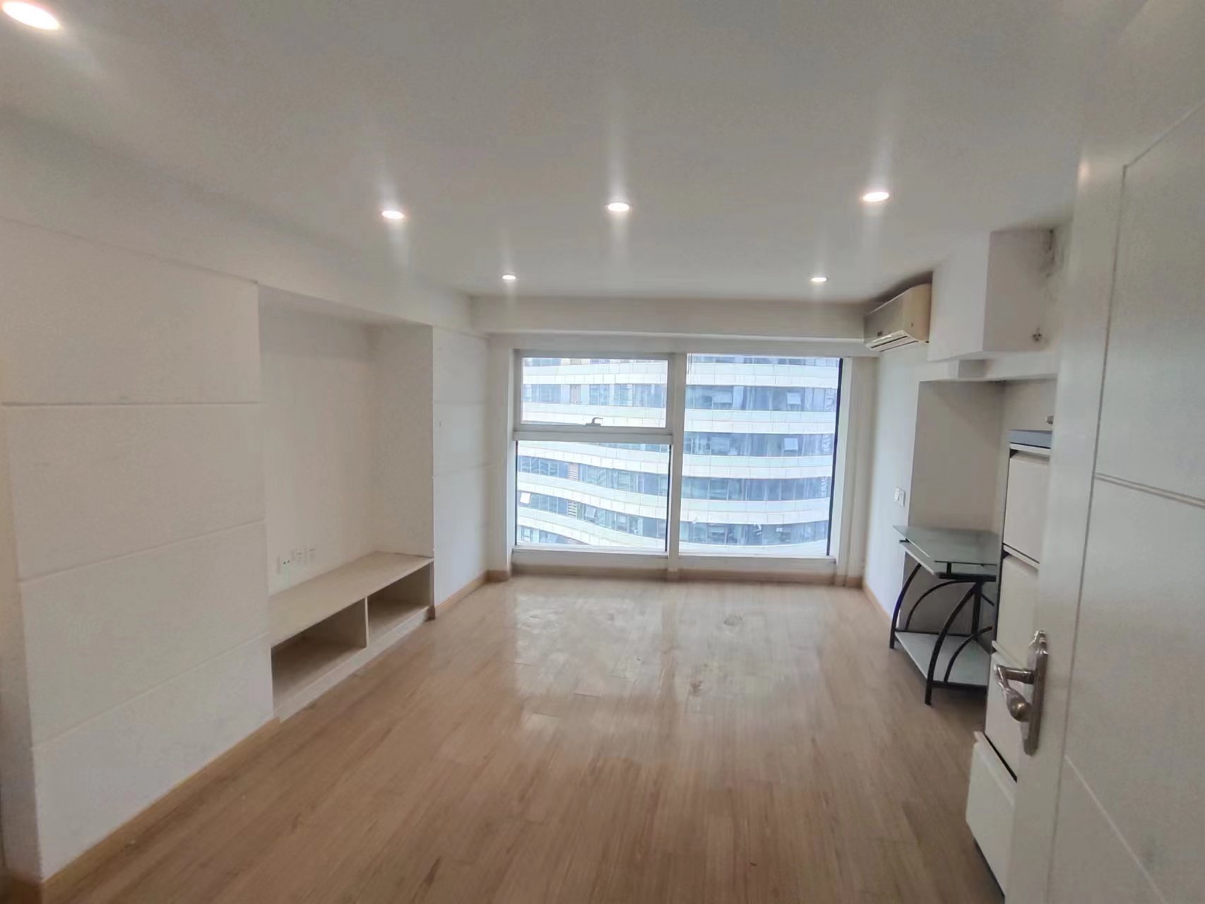 中南世纪城 1室1厅1卫 48m&sup2;