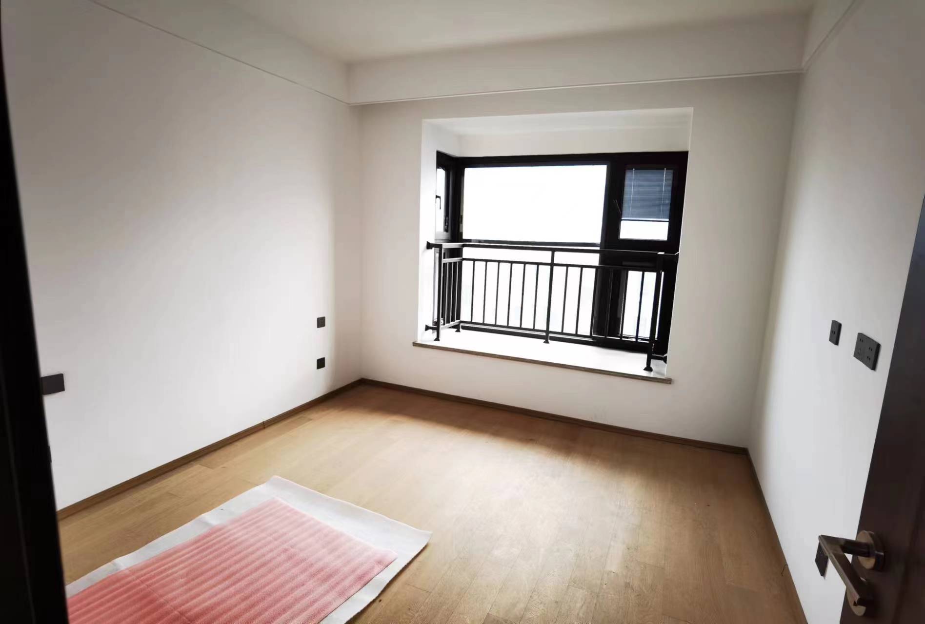 春风南岸东园 4室2厅3卫 167m&sup2;