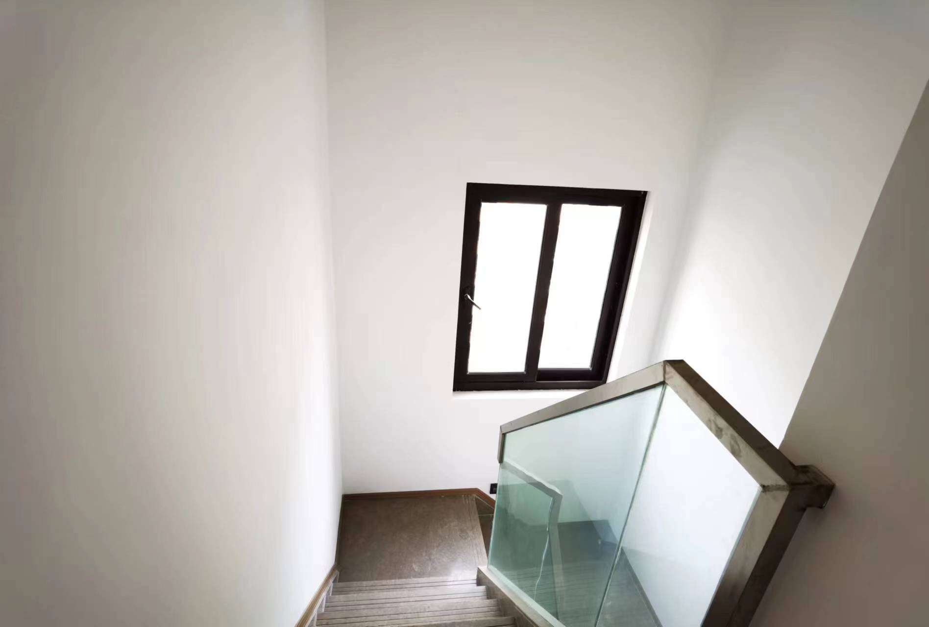 春风南岸东园 4室2厅3卫 167m&sup2;