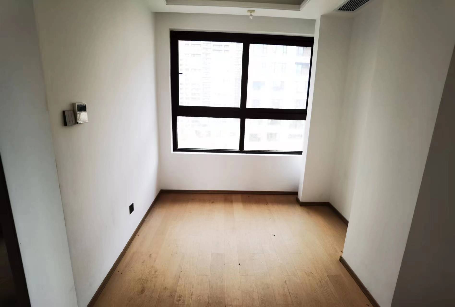 春风南岸东园 4室2厅3卫 167m&sup2;