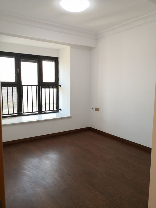 雍华府 3室2厅2卫 98m&sup2;