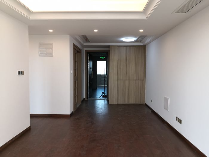 雍华府 3室2厅2卫 98m&sup2;