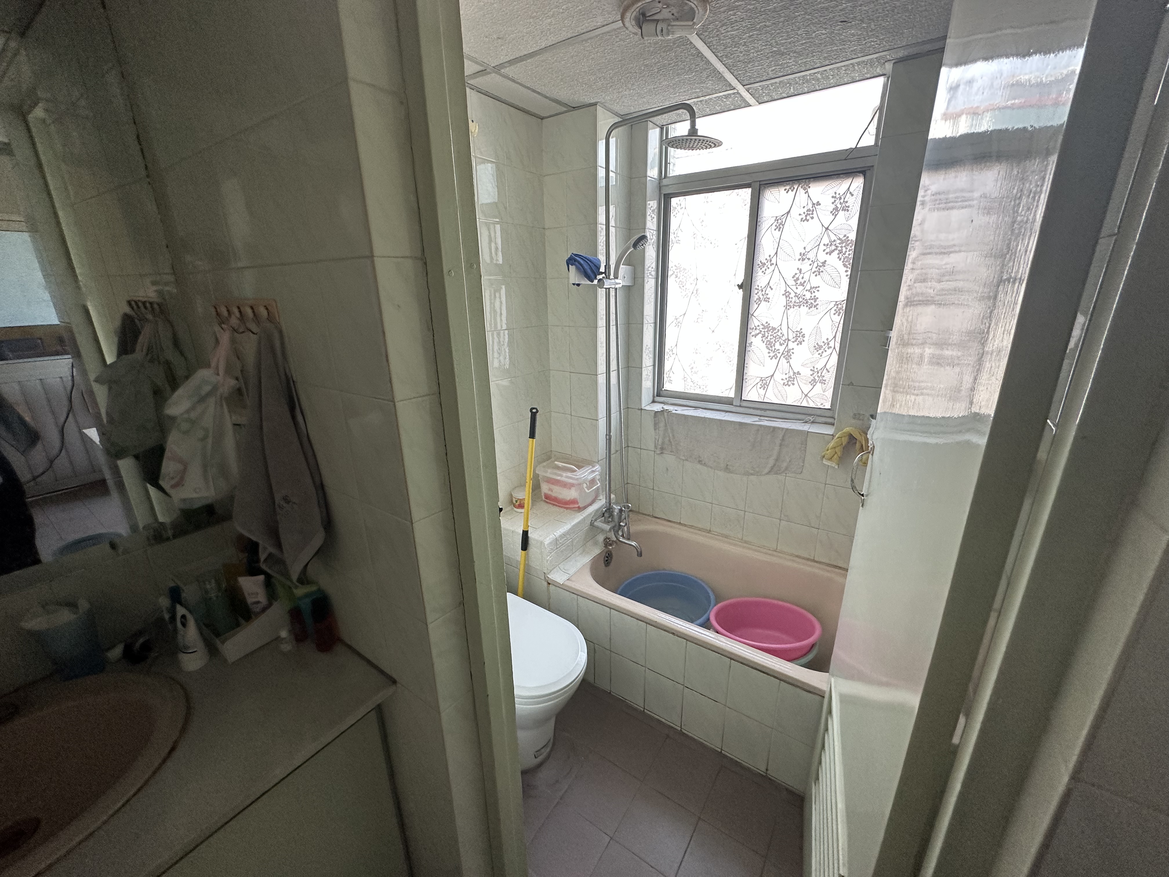 八角亭小区 3室2厅2卫 125.00m&sup2;