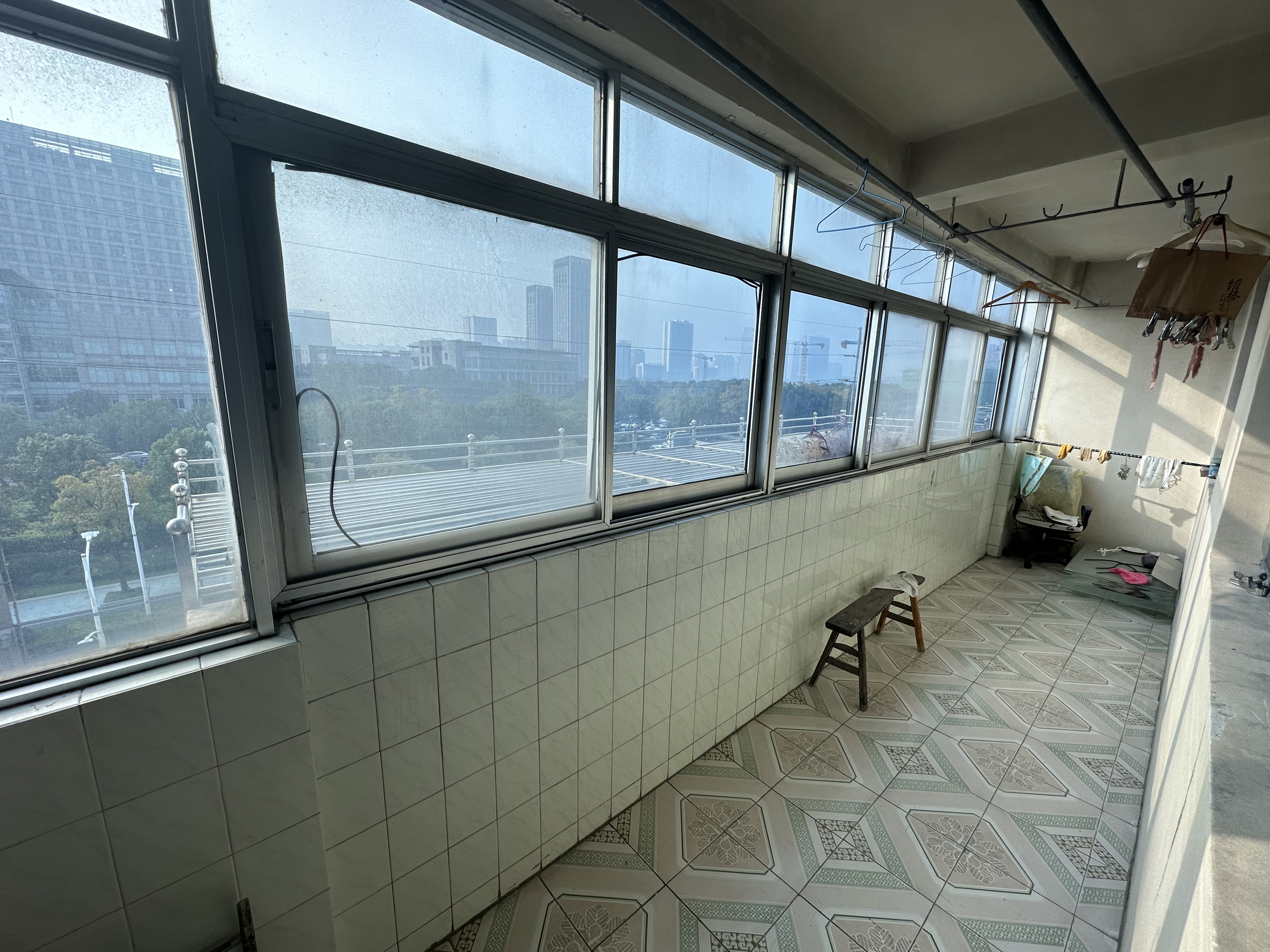 八角亭小区 3室2厅2卫 125.00m&sup2;