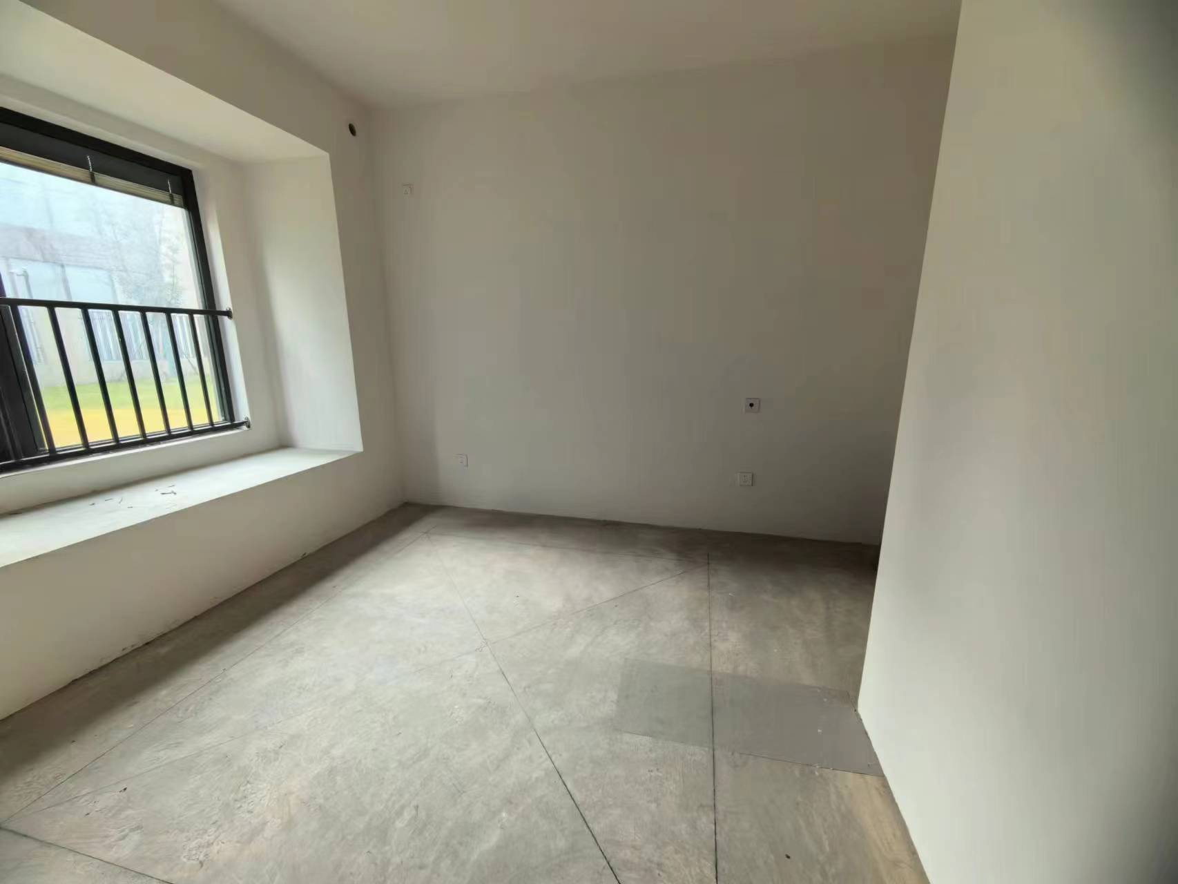 东时区 2室2厅1卫 82.86m&sup2;