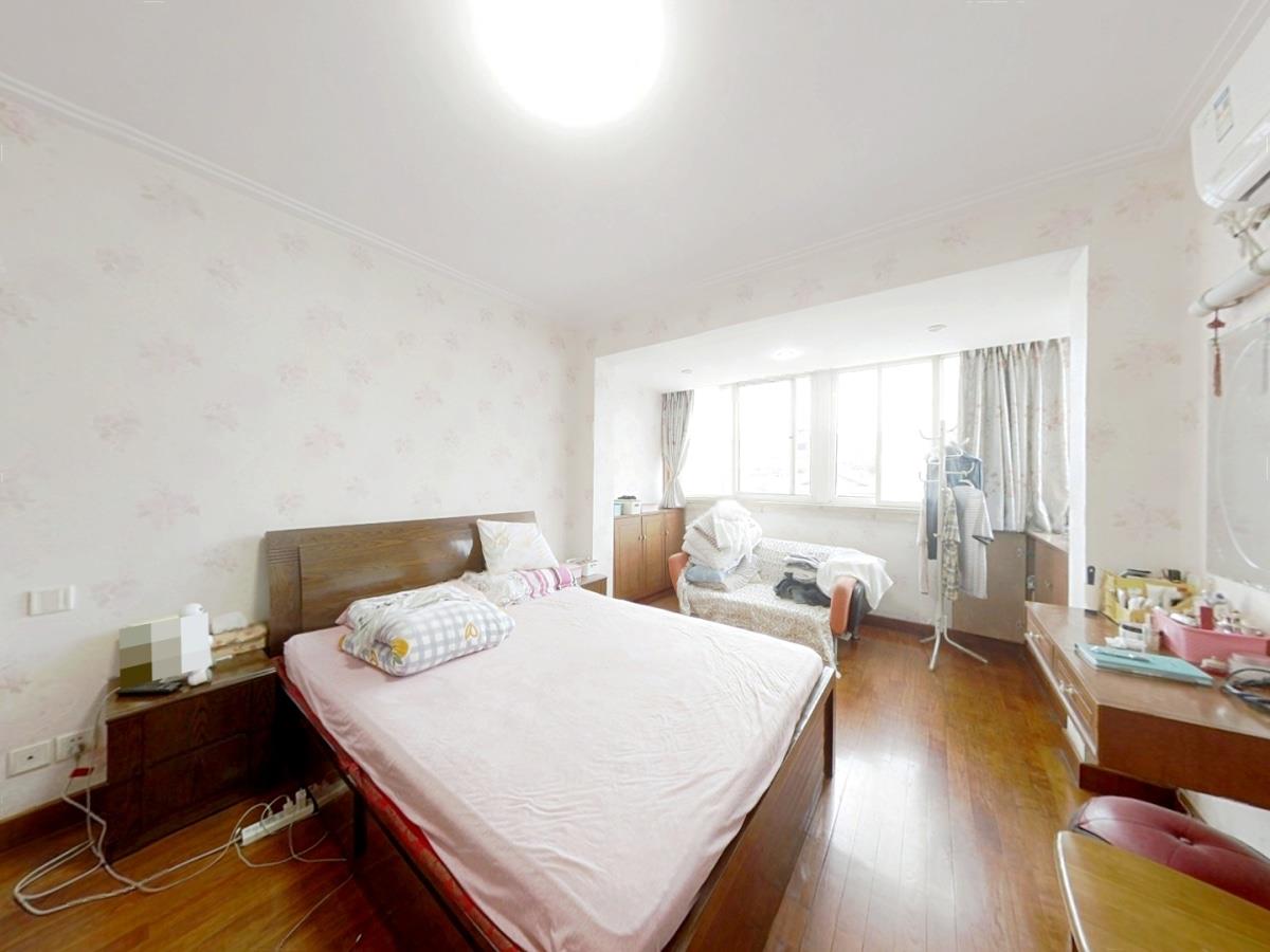 千禧园 3室2厅2卫 92.00m&sup2;