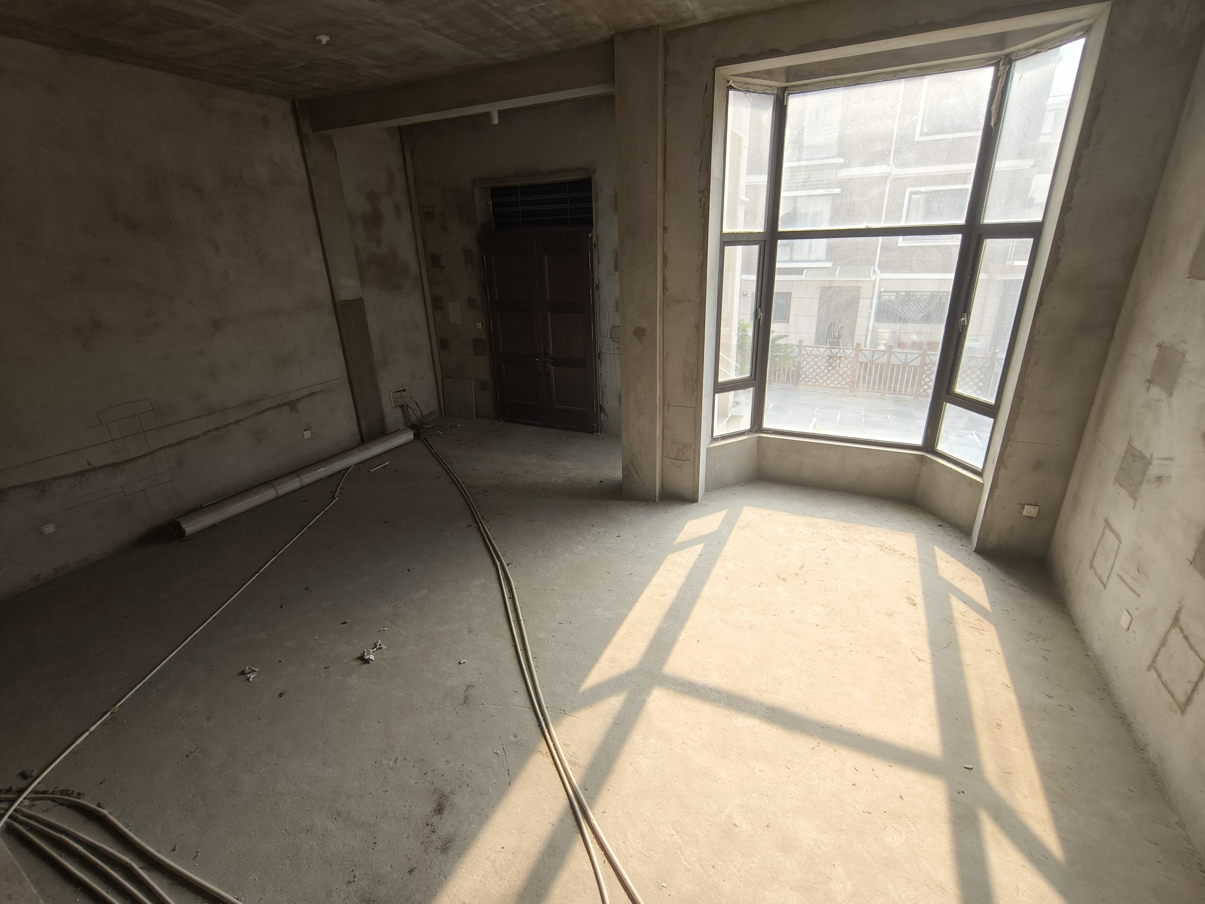 金桥世家 6室2厅3卫 386.55m&sup2;