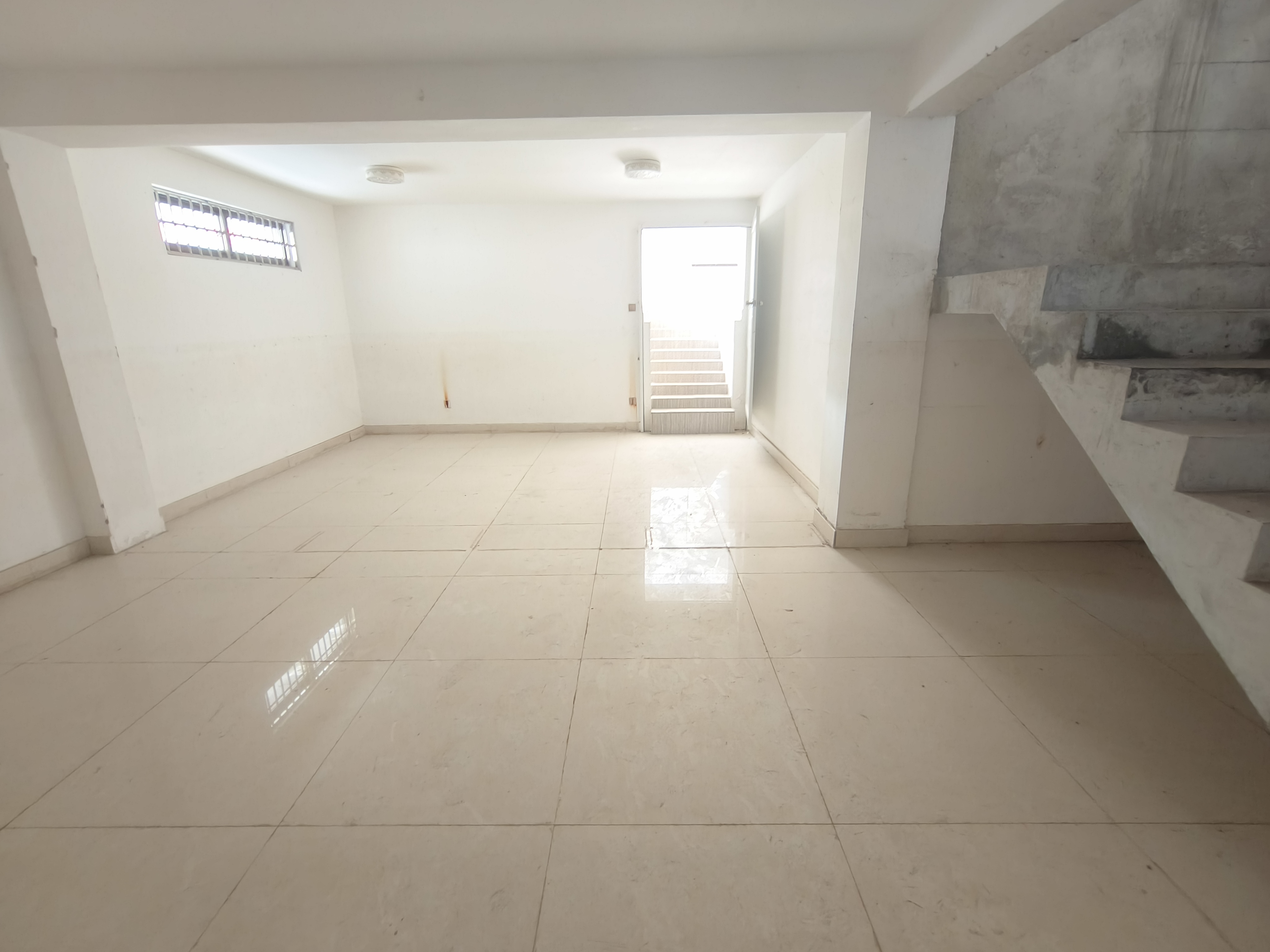 金桥世家 6室2厅3卫 386.55m&sup2;