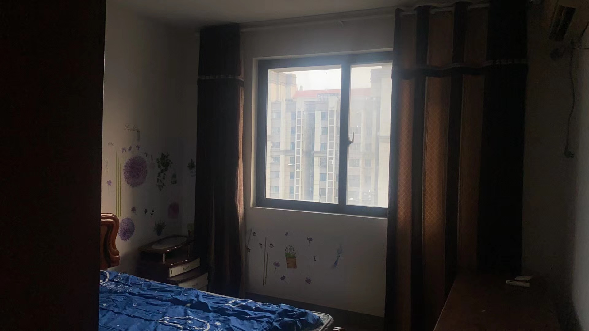 江景苑小区 3室2厅2卫 133.37m&sup2;