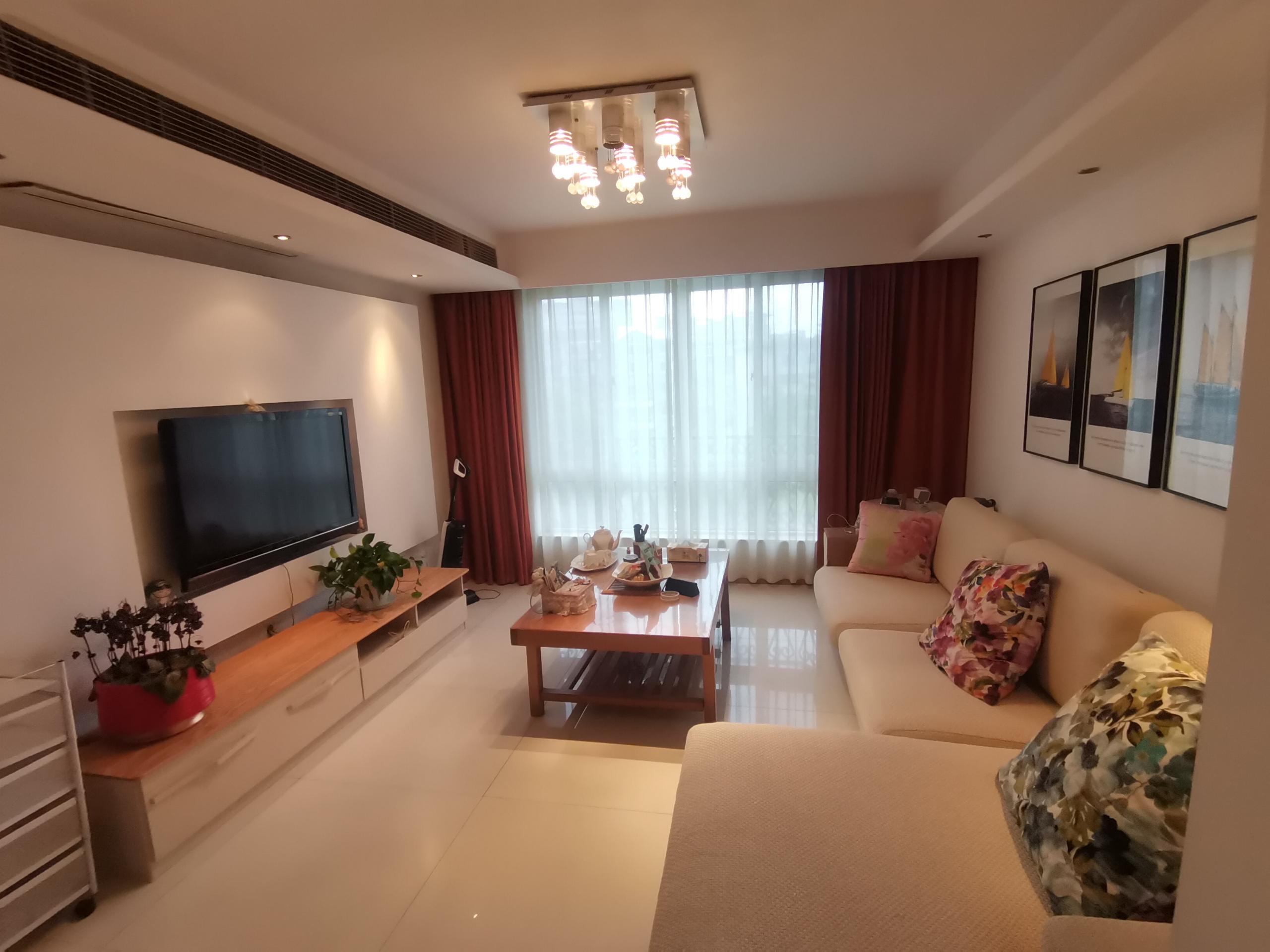 银花苑 4室2厅2卫 158.35m²