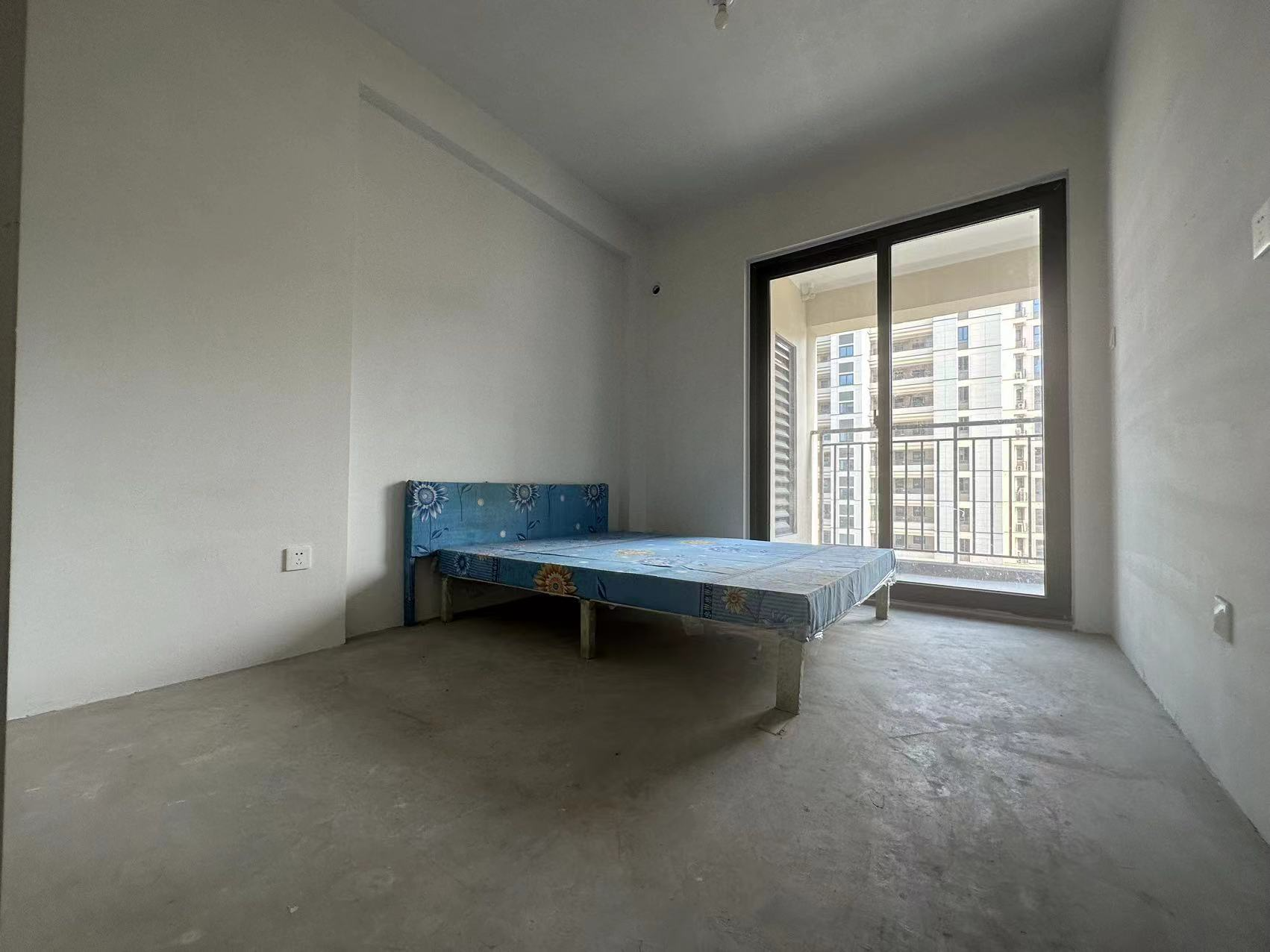 卓越华宸世纪 3室1厅1卫 99.7m&sup2;