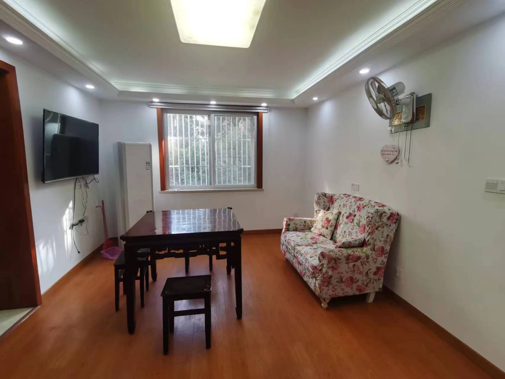 新港花苑 2室1厅1卫 88.2m&sup2;