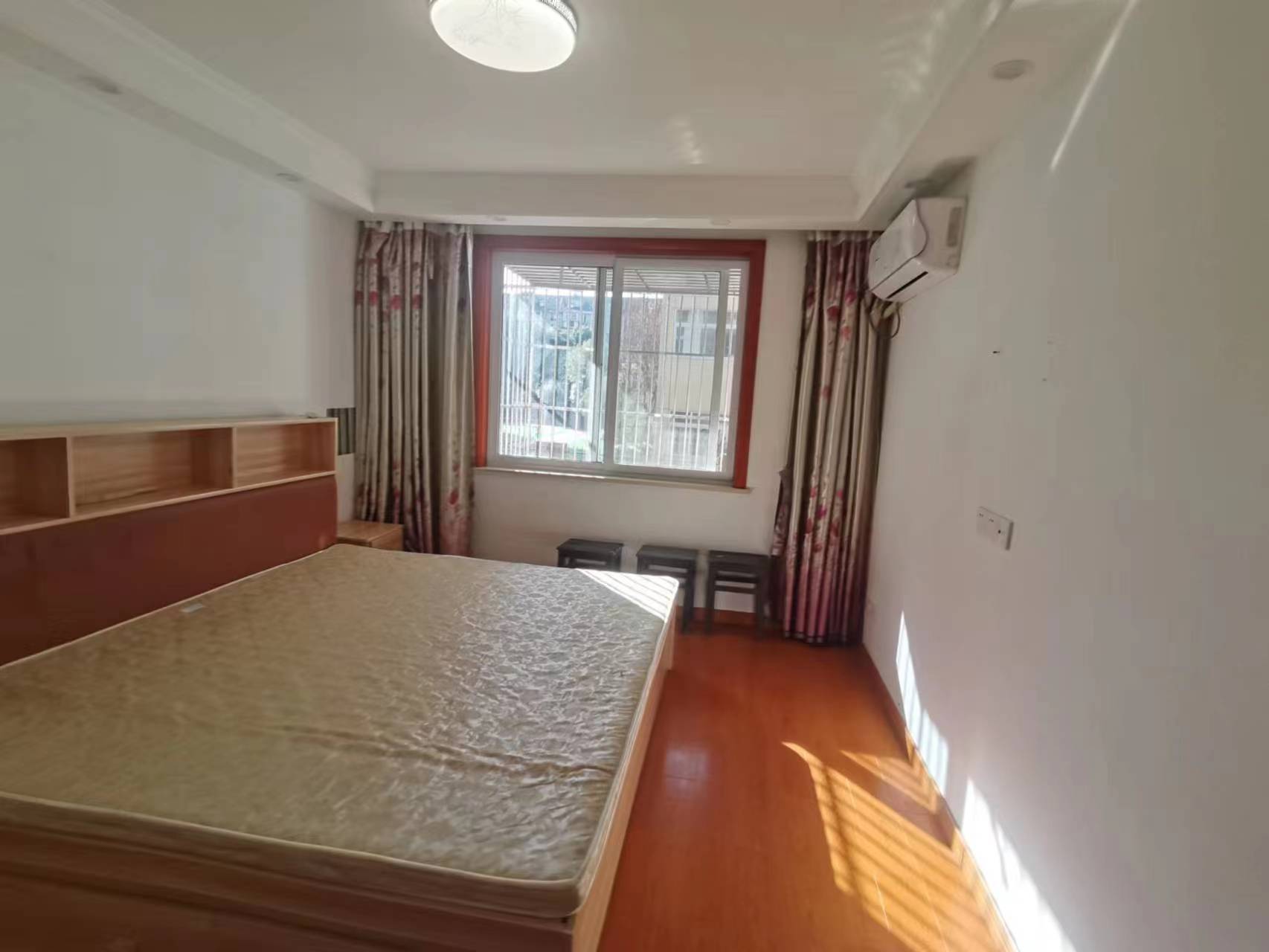 新港花苑 2室1厅1卫 88.2m&sup2;