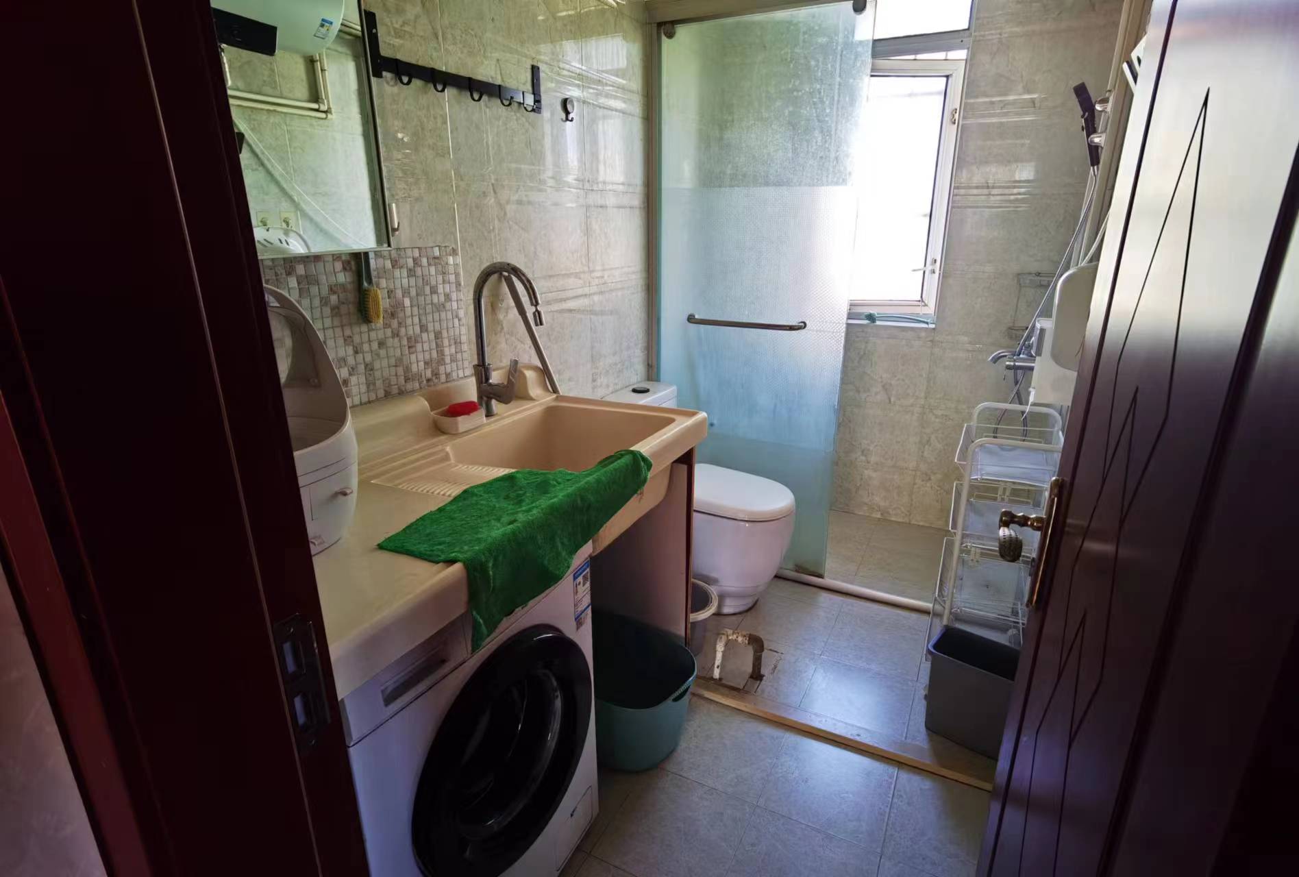 外滩小区 2室1厅1卫 85m&sup2;