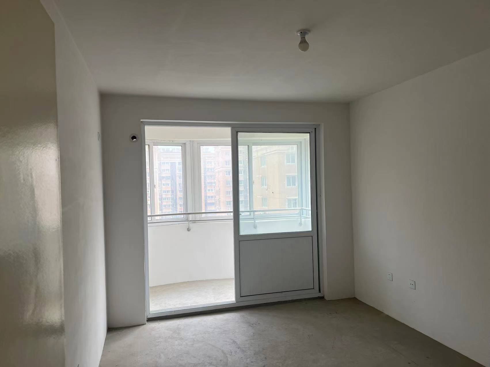 幸福怡居 2室1厅1卫 93.89m²