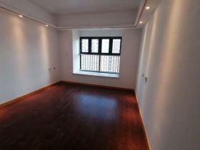 中南世纪花城三期 4室2厅2卫 176m&sup2;