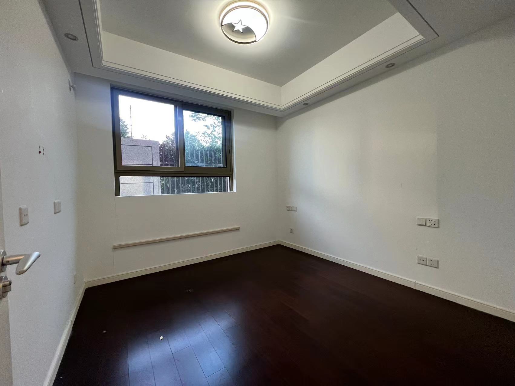 九玺台 3室2厅2卫 126m&sup2;