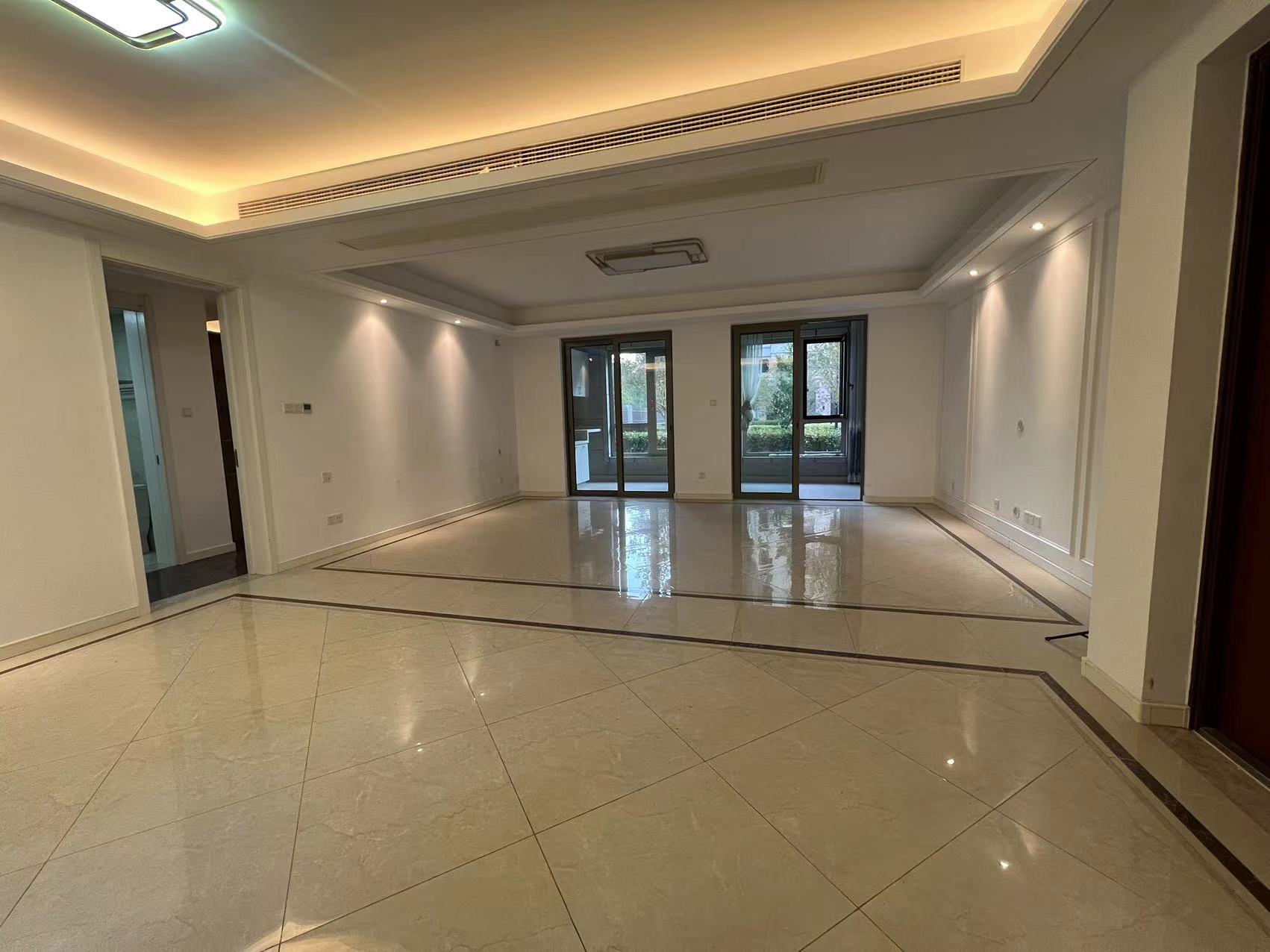 九玺台 3室2厅2卫 126m&sup2;