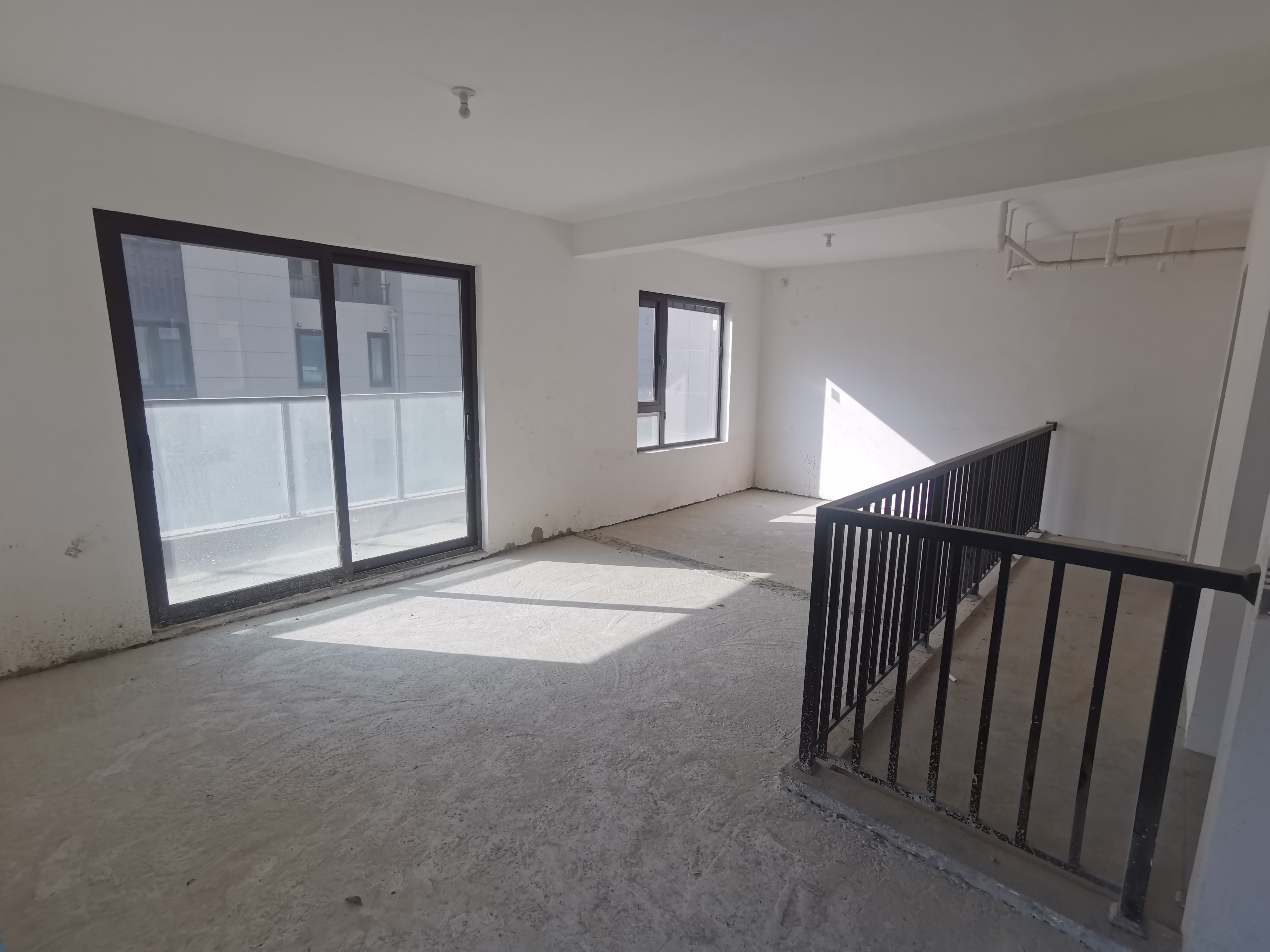 云樾东方 5室2厅3卫 173m&sup2;
