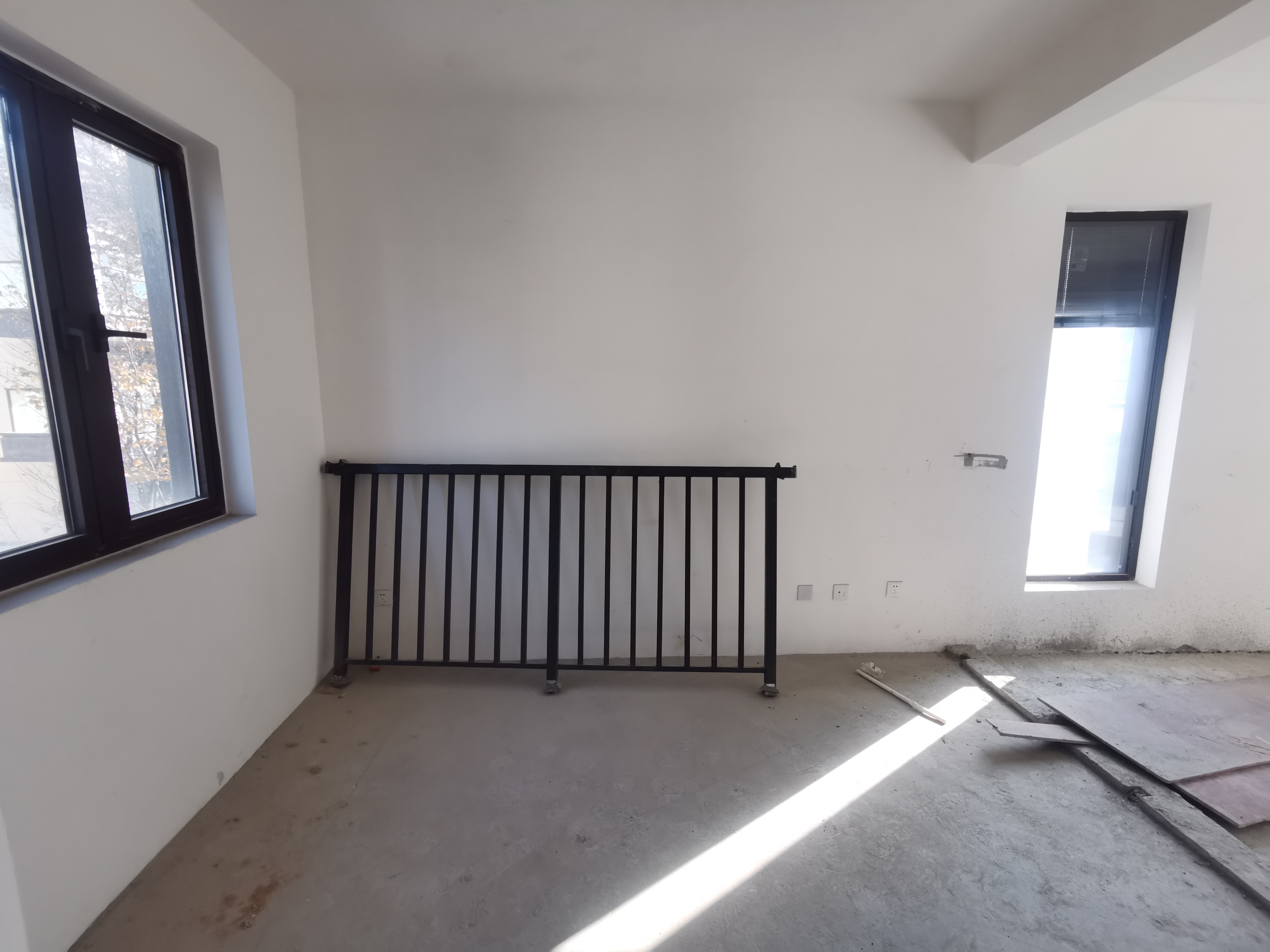 云樾东方 5室2厅3卫 173m&sup2;
