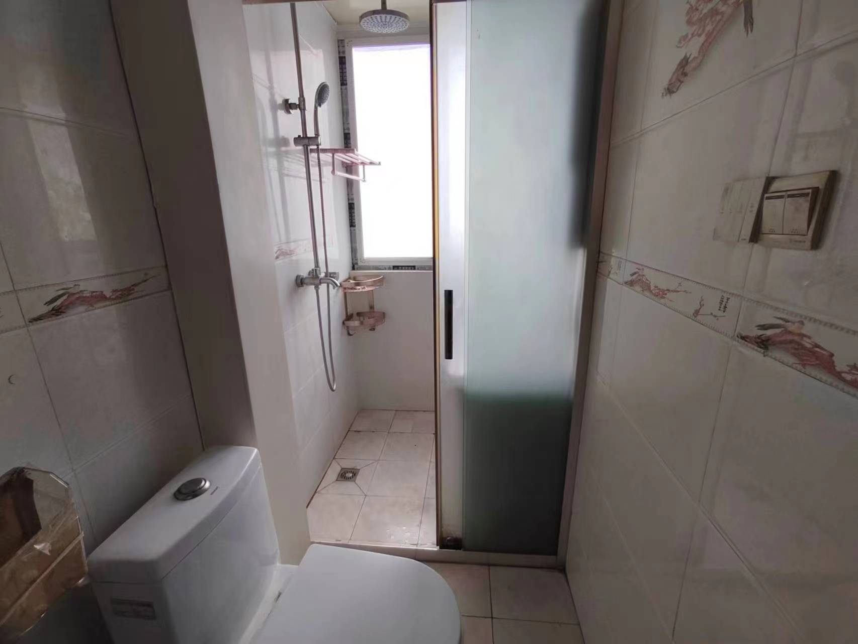 光明新村 2室1厅1卫 63m&sup2;