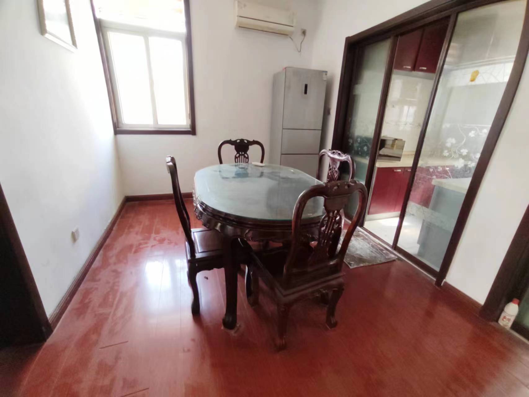 光明新村 2室1厅1卫 63m&sup2;