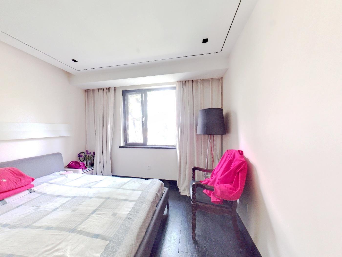 和兴花苑 3室2厅2卫 138.22m&sup2;