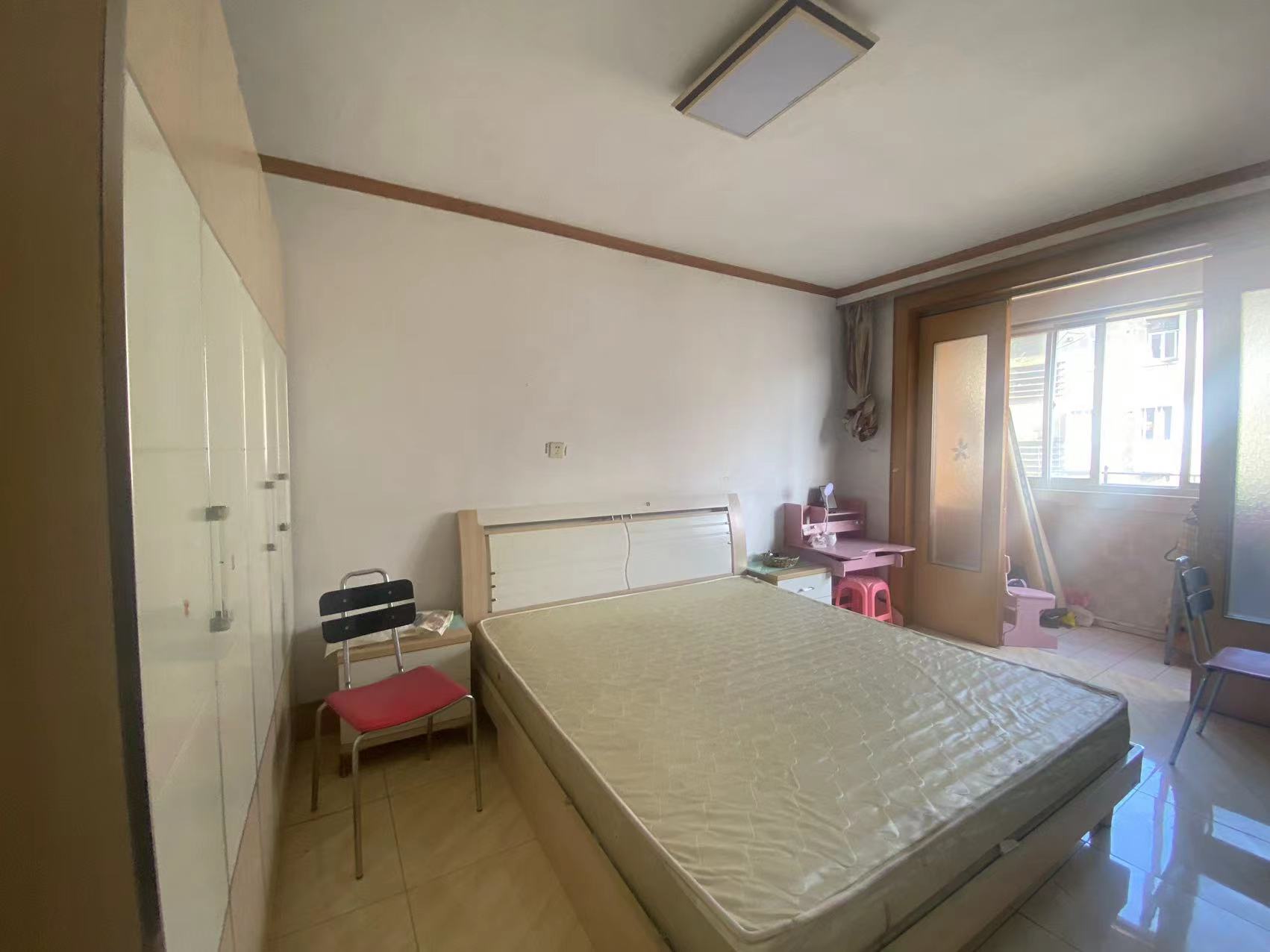公园三村 2室1厅1卫 60.78m&sup2;
