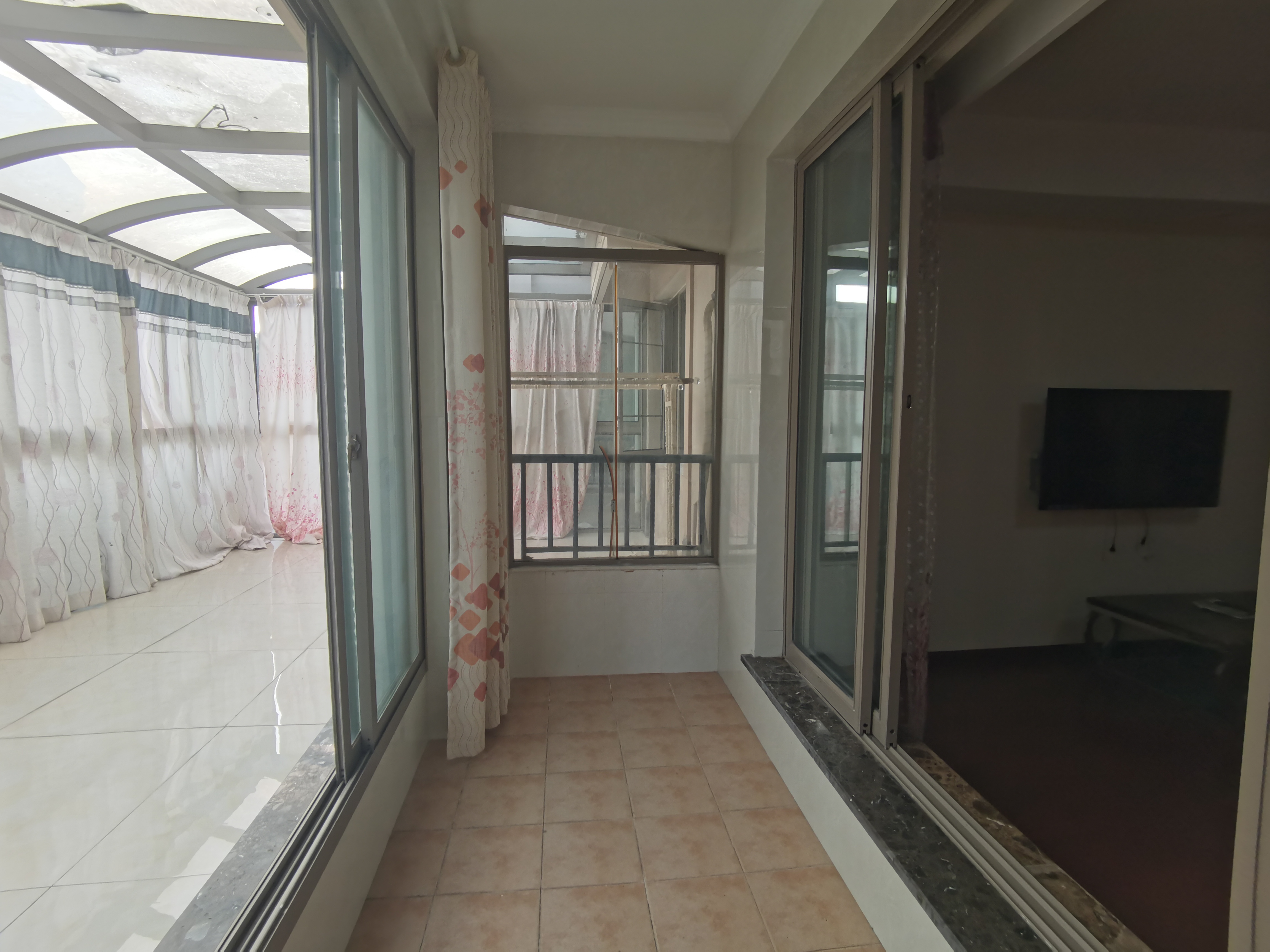优山美地花园北区 3室2厅1卫 122m&sup2;