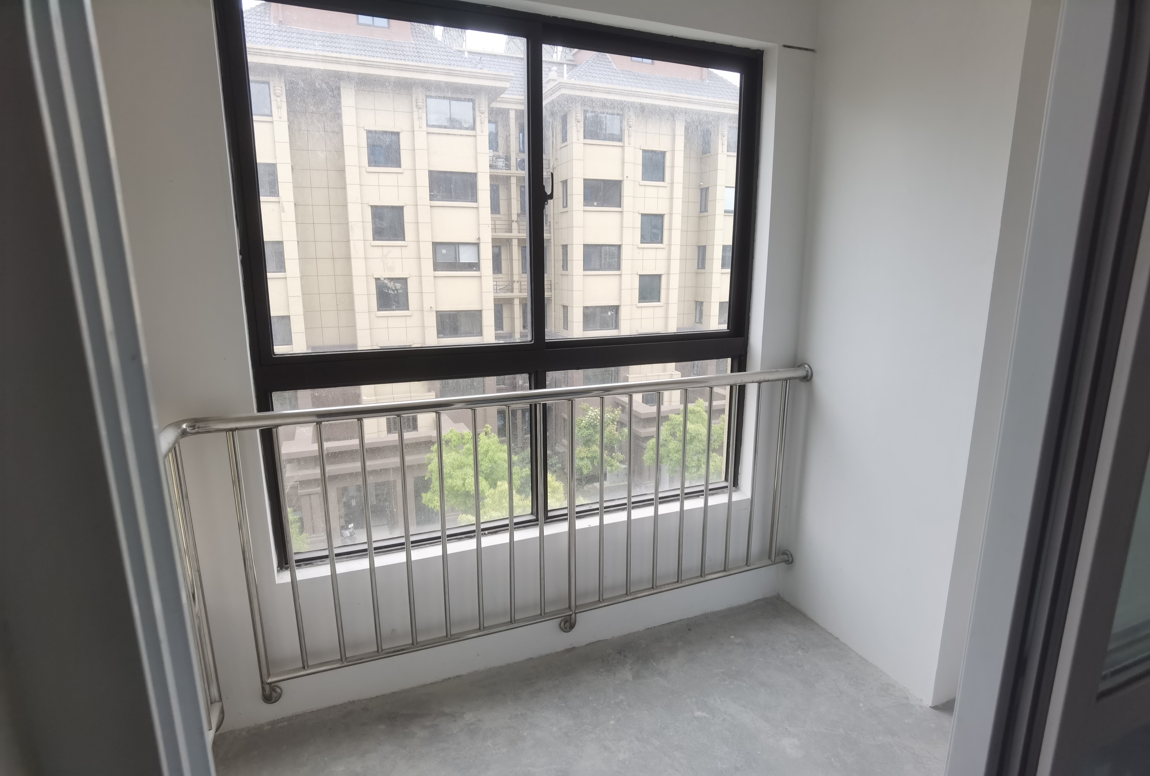 山芝庄新苑 2室1厅1卫 70m&sup2;