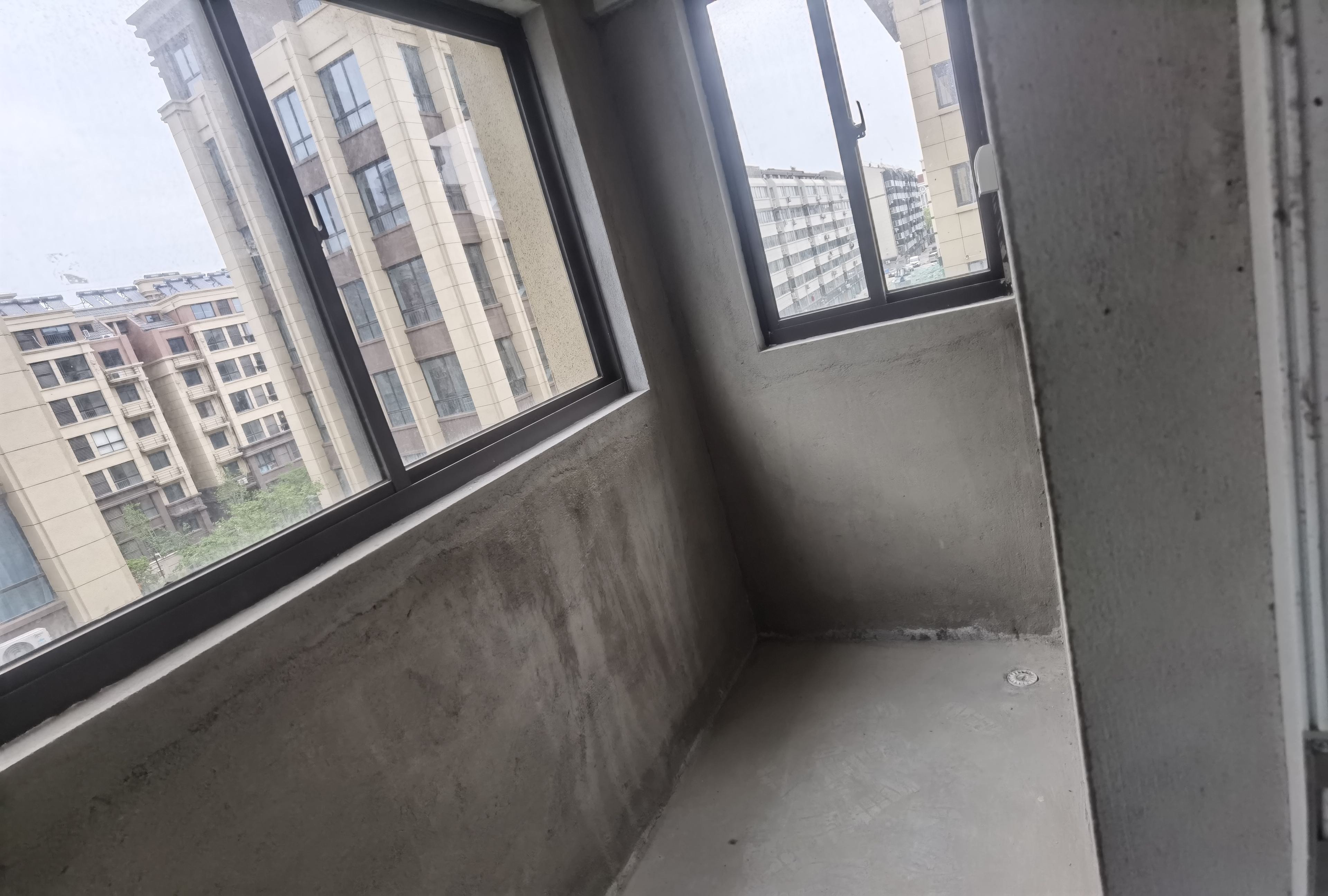 山芝庄新苑 2室1厅1卫 89m&sup2;