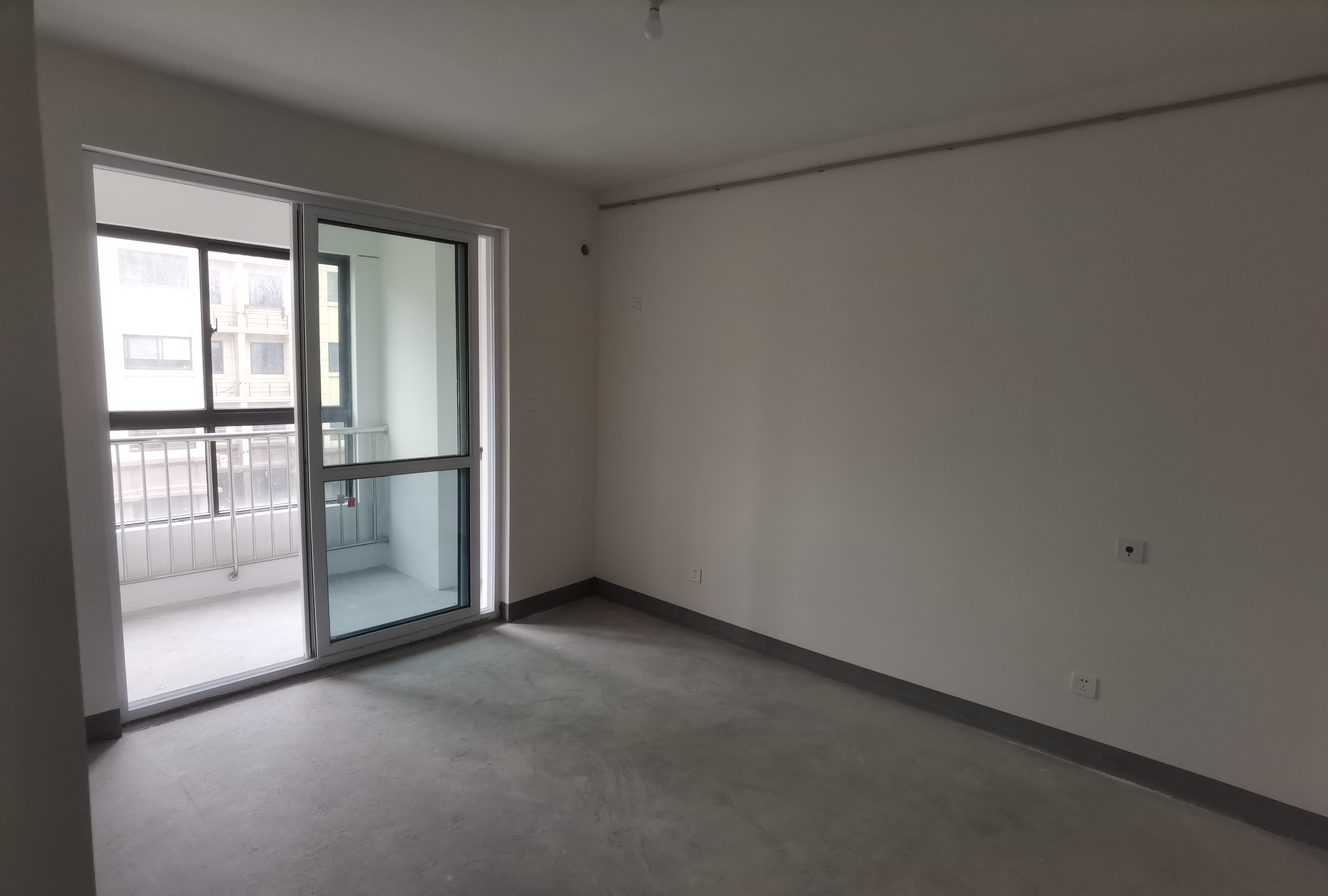 山芝庄新苑 2室1厅1卫 89m&sup2;