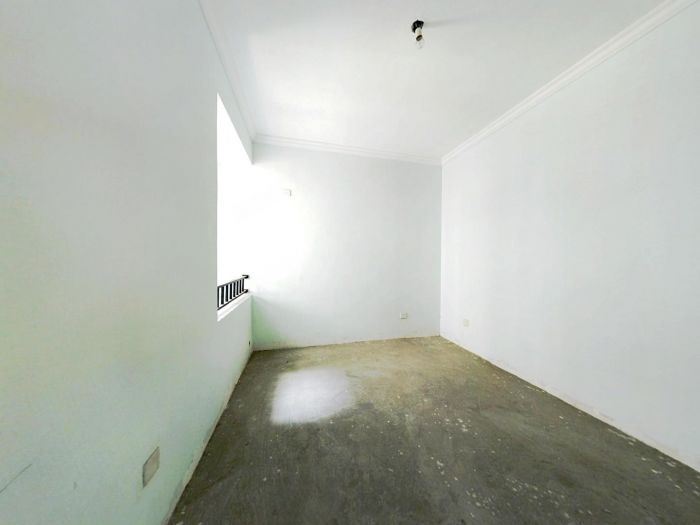 华强城 2室2厅1卫 86m&sup2;
