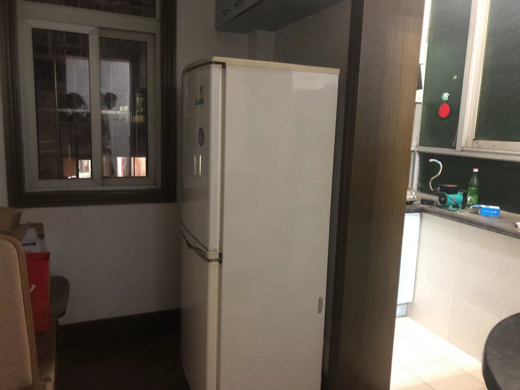 望江楼小区 1室1厅1卫 47m&sup2;