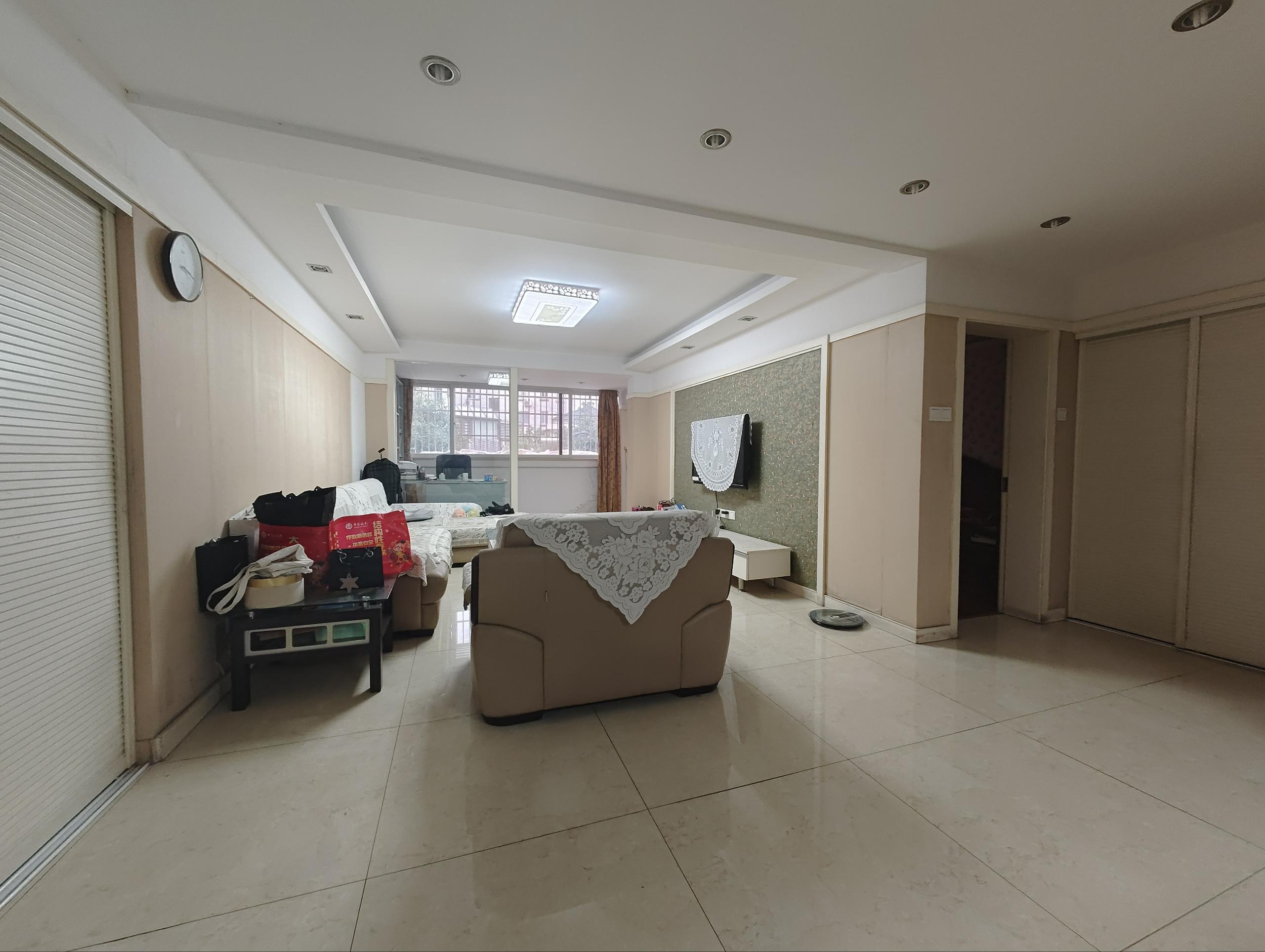 天馨花苑 3室1厅1卫 103.35m&sup2;