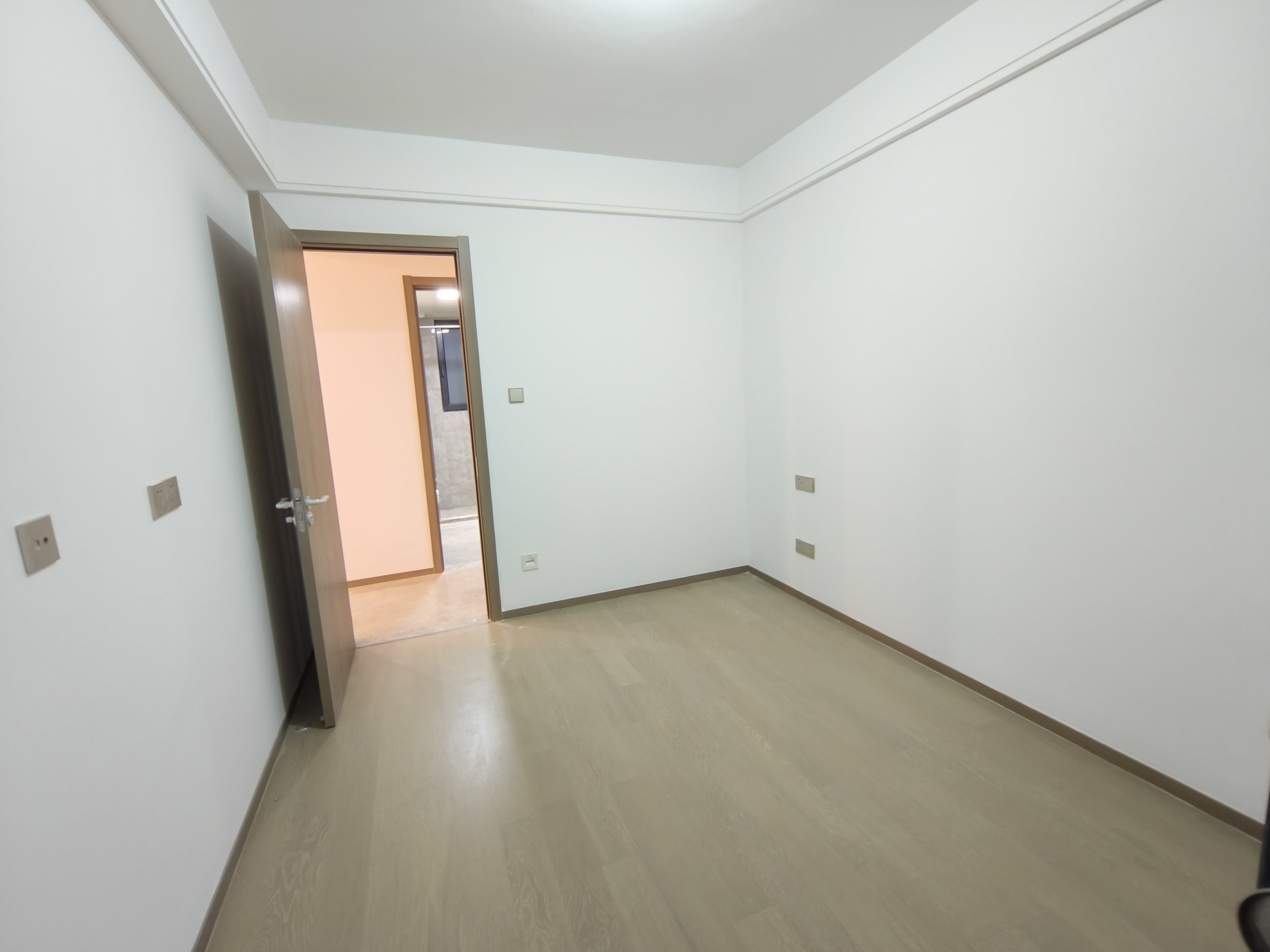 华禧铭苑 3室2厅2卫 106m&sup2;