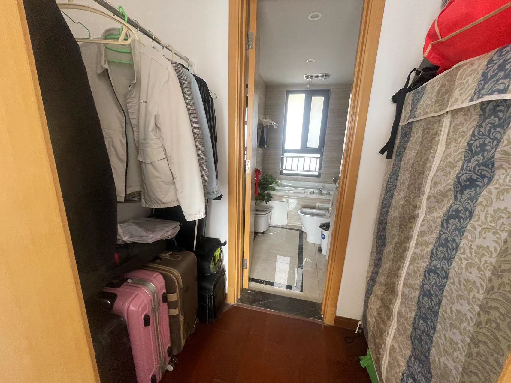 富力院士廷 3室2厅2卫 109m&sup2;
